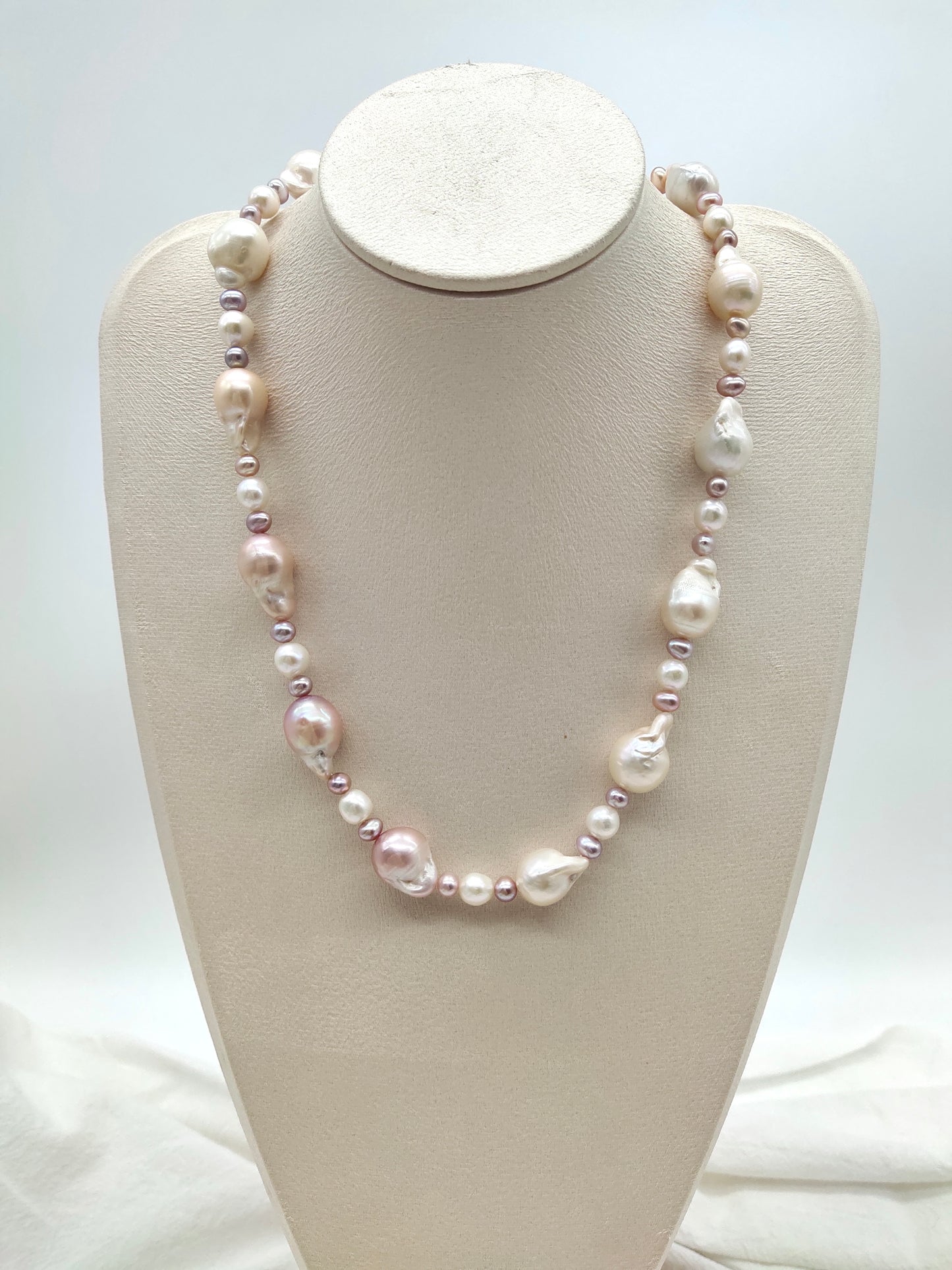 COLOURFUL LARGE BAROQUE PEARL NECKLACE