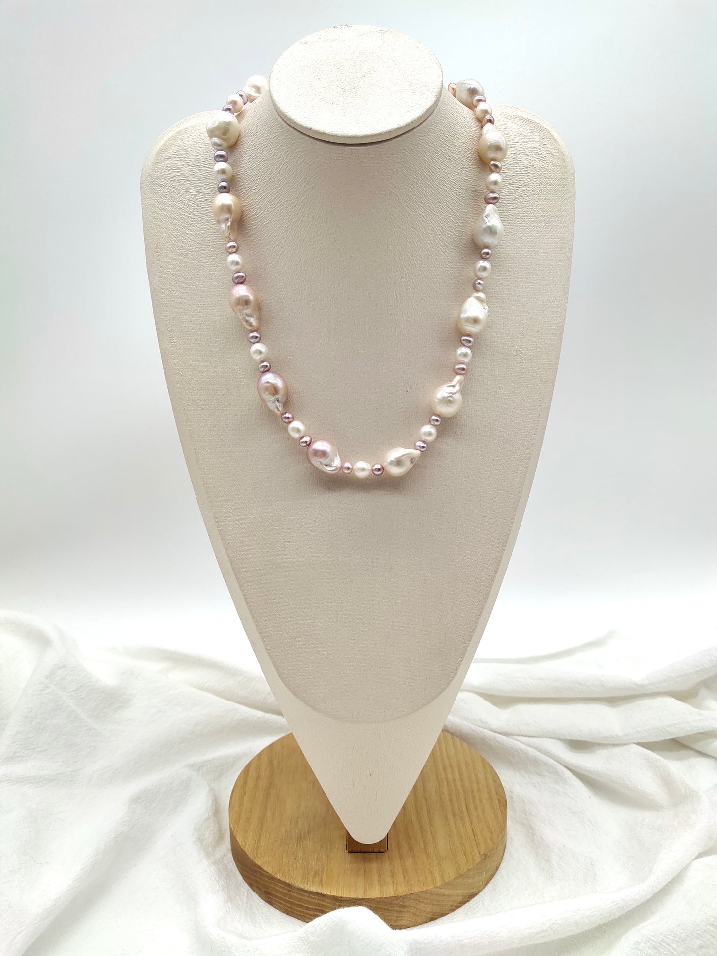 COLOURFUL LARGE BAROQUE PEARL NECKLACE