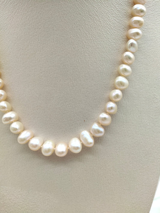 CHAMPAGNE COLOUR PEARL NECKLACE