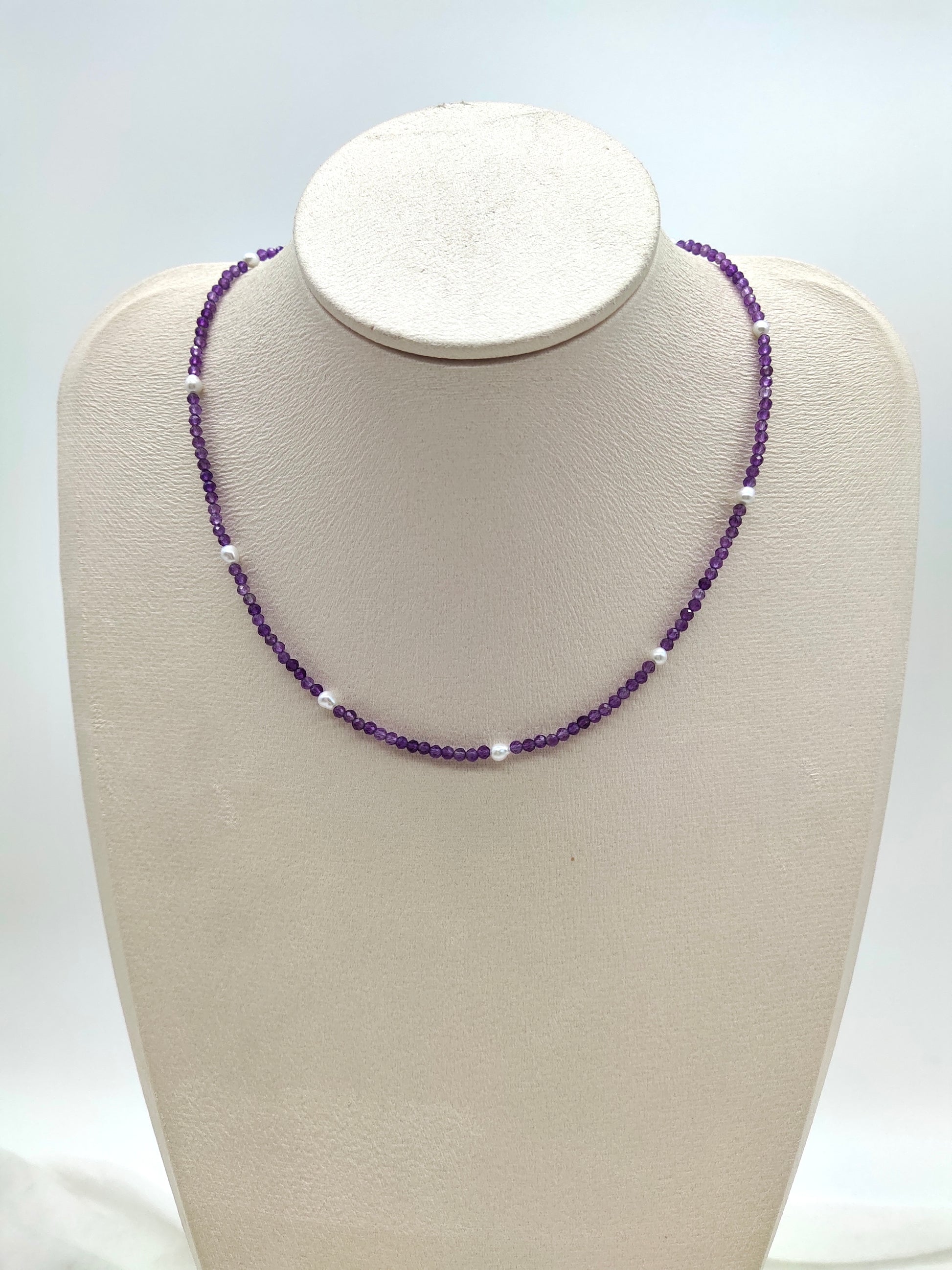 PURPLE CRYSTAL WITH FRESHWATER PEARL NECKLACE