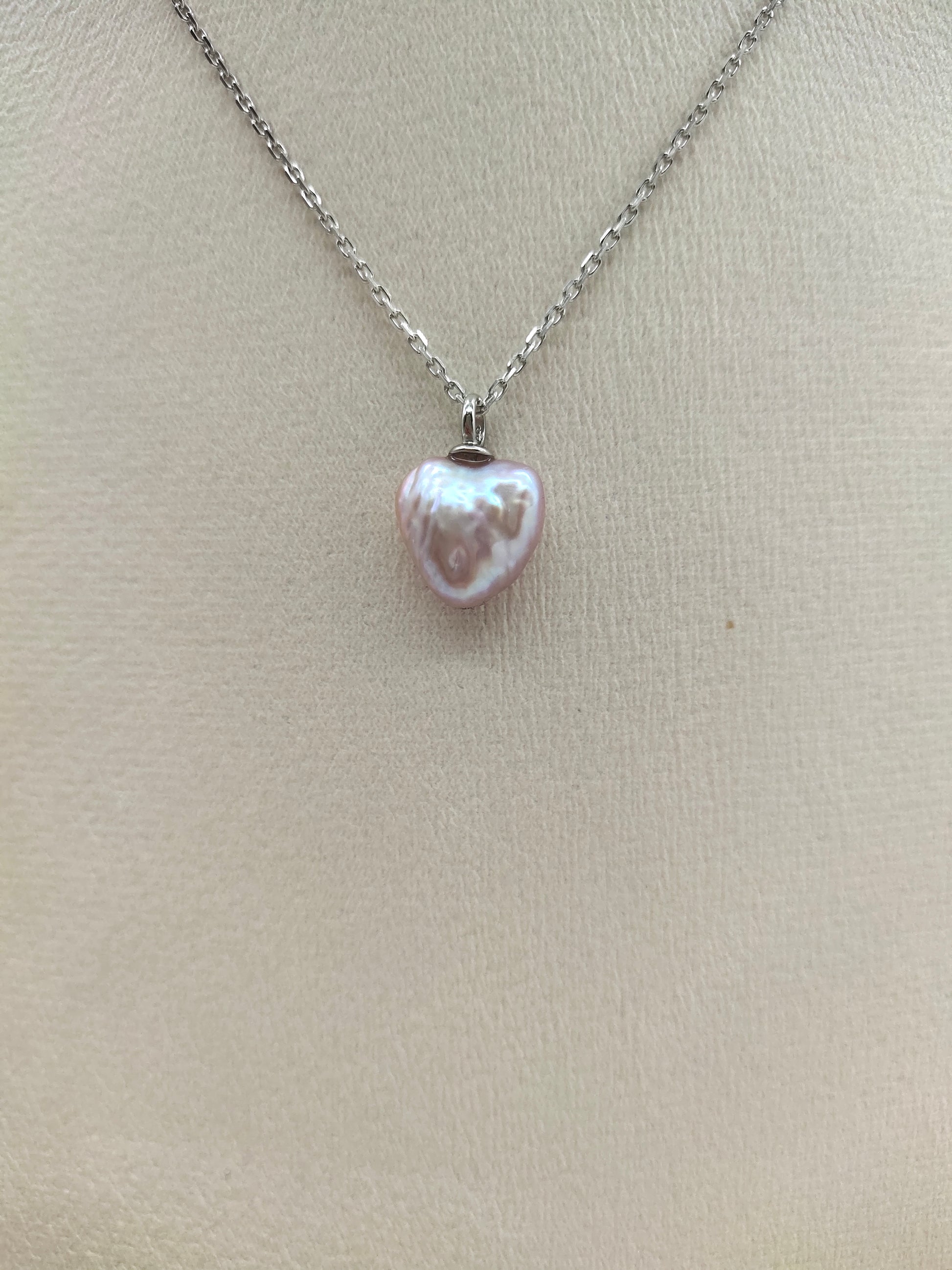 PINK COLOUR LOVE HEART PEARL PENDANT