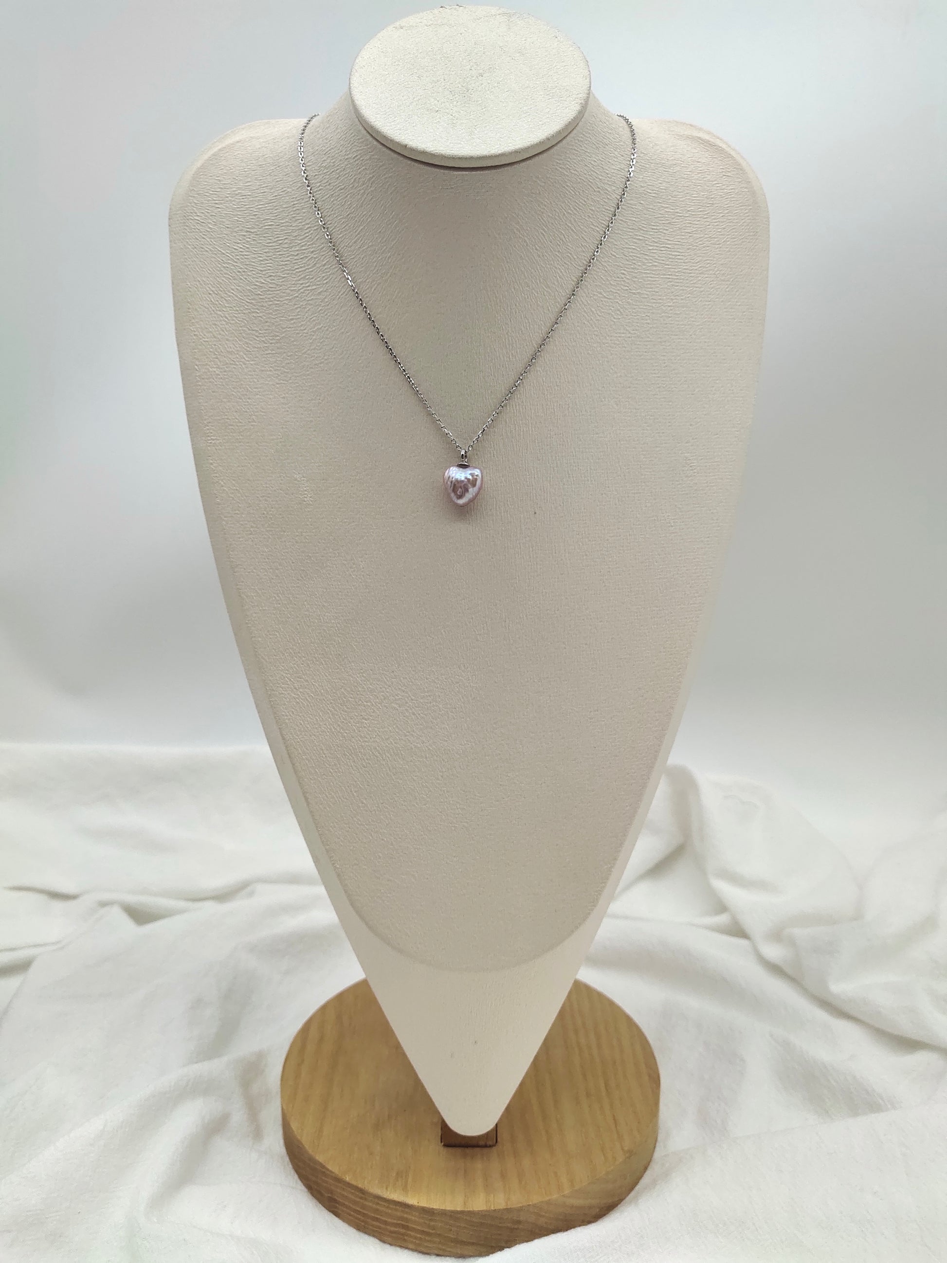 PINK COLOUR LOVE HEART PEARL PENDANT