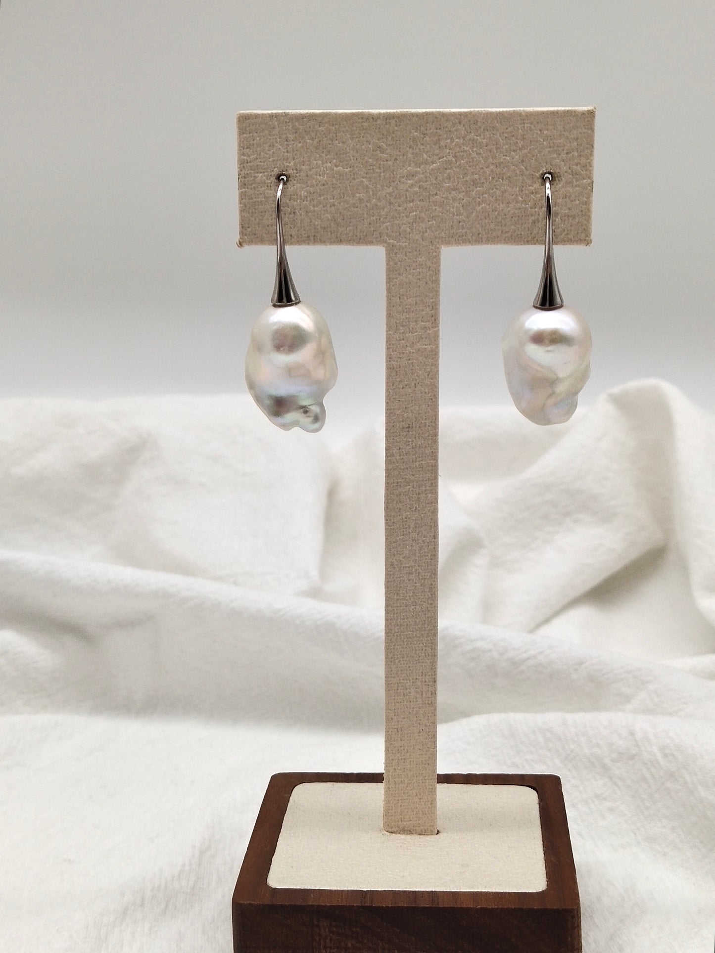 CLASSIC WHITE BAROQUE PEARL EARRINGS