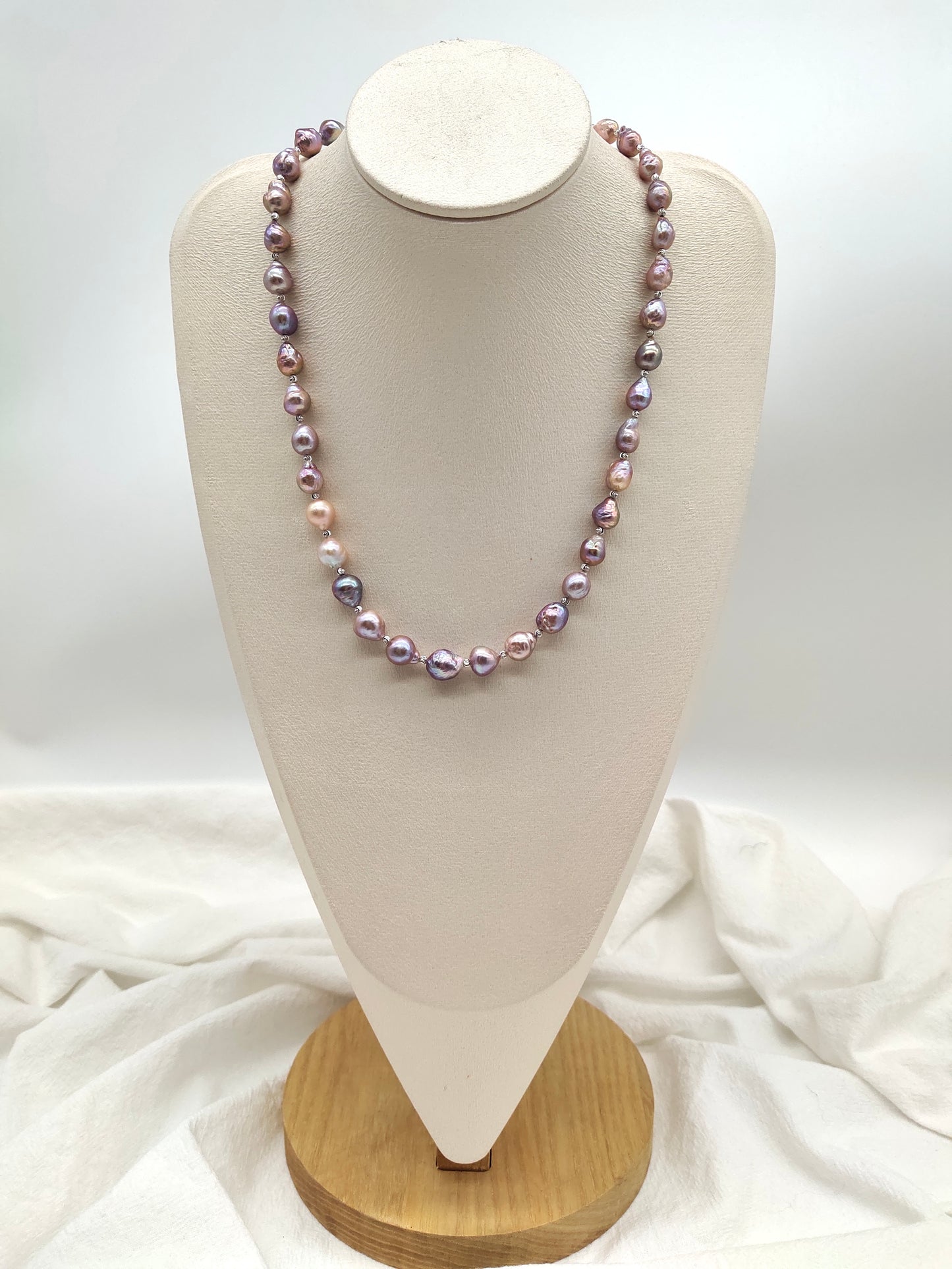 IRIDESCENT RIPPLE FRESHWATER PEARL NECKLACE