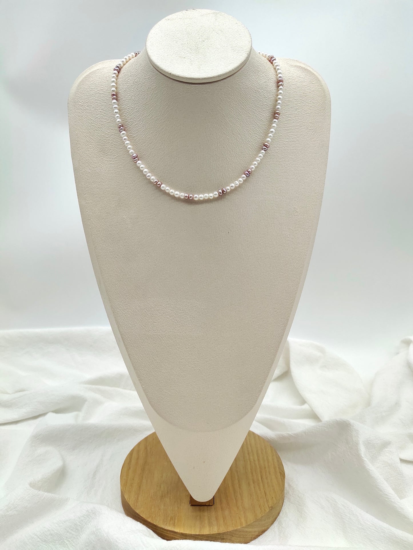 BABY PEARL NECKLACE WITH PINK PEARLS