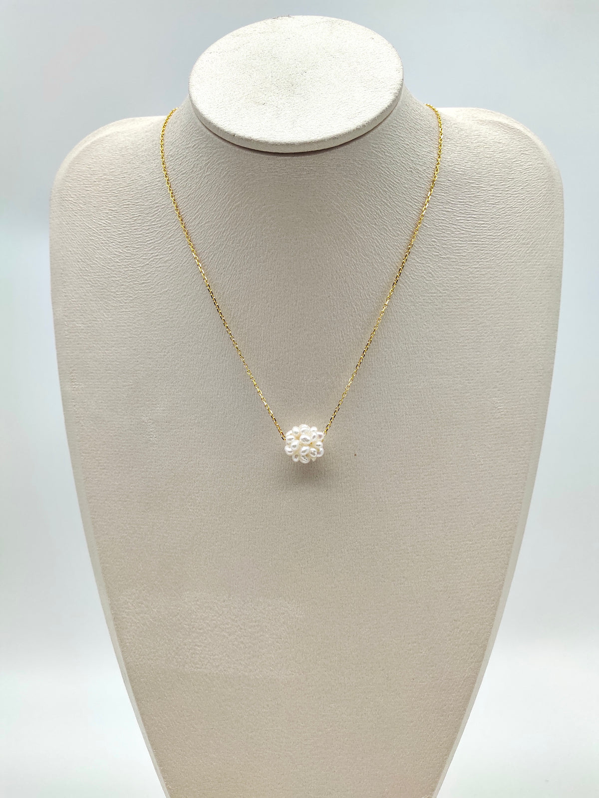 HANDMADE WEAVE WHITE PEARL BALL CLUSTER PENDANT  NECKLACE