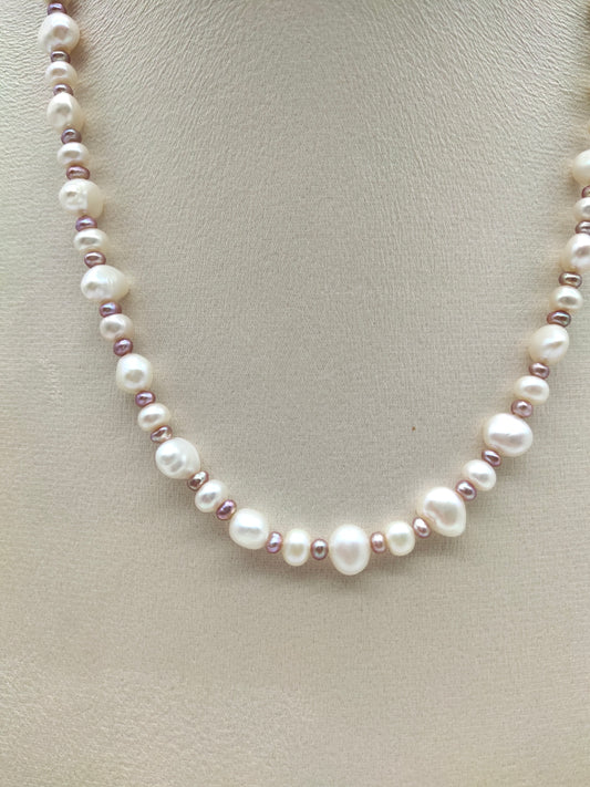 WHITE AND PINK PEARL NECKLACE