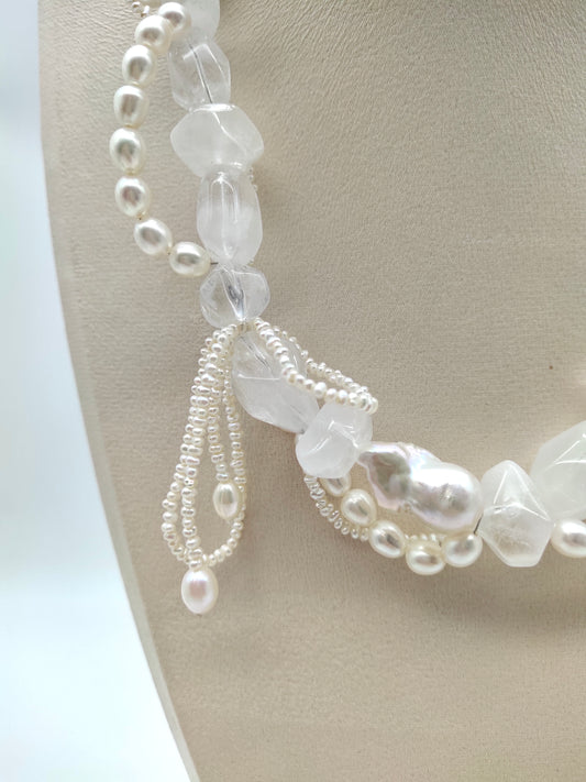 FRESHWATER PEARL WITH WHITE CRYSTAL QUARTZ NECKLACE