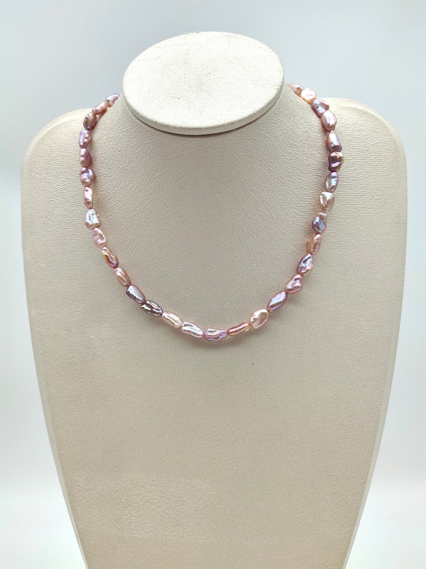 IRIDESCENT FRESHWATER KESHI PEARL NECKLACE