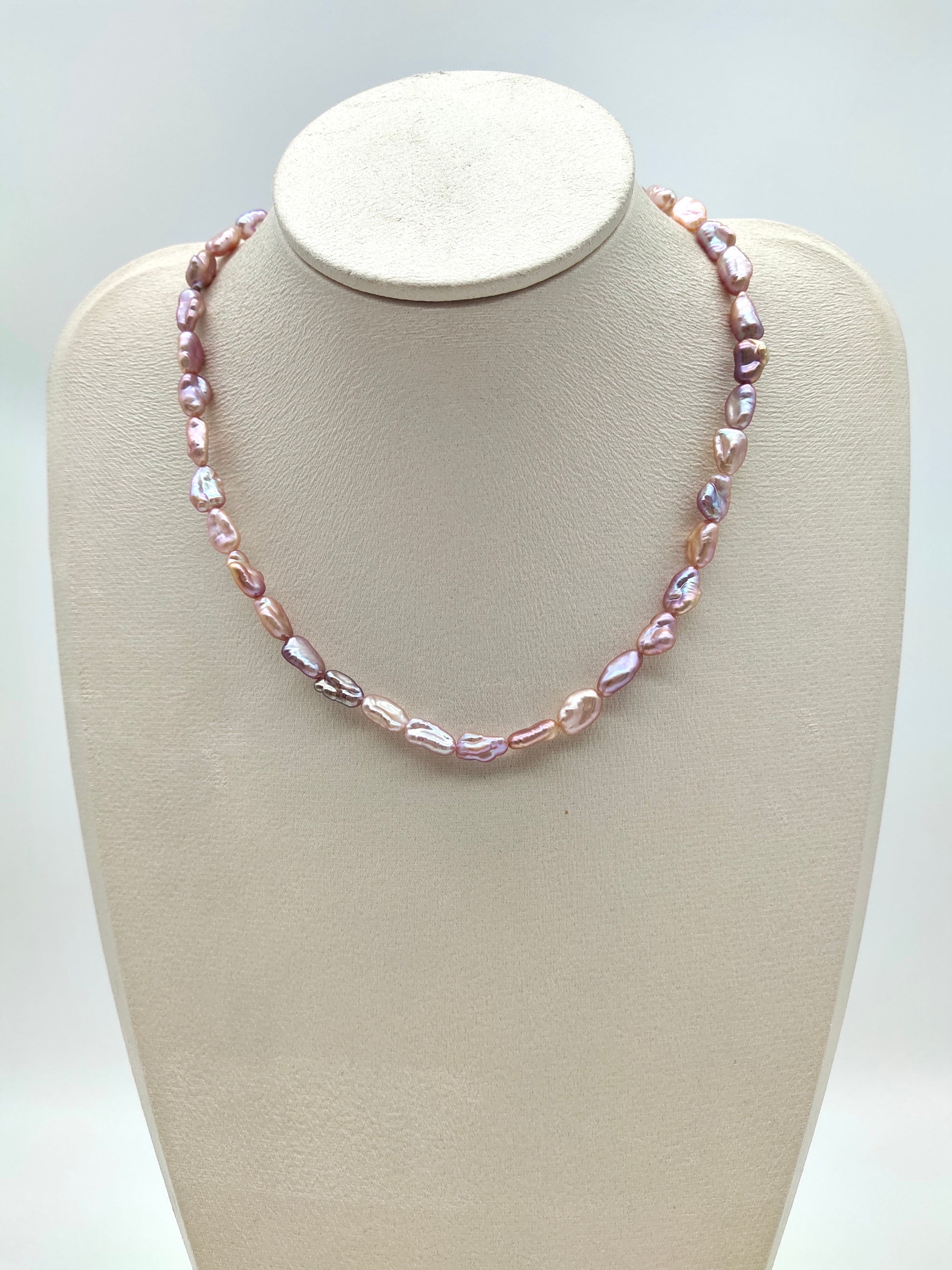 IRIDESCENT FRESHWATER KESHI PEARL NECKLACE
