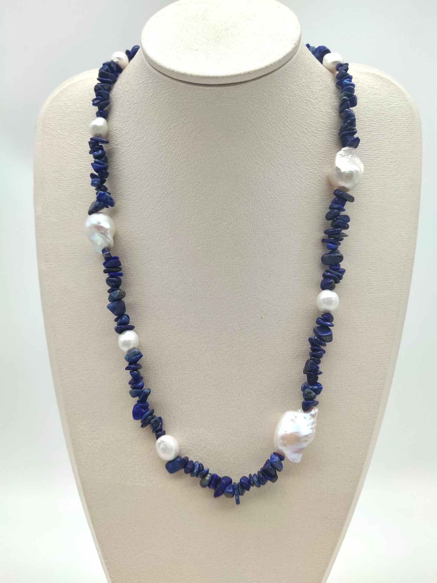 NATURAL LAPIS LAZULI WITH FRESHWATER PEARL NECKLACE