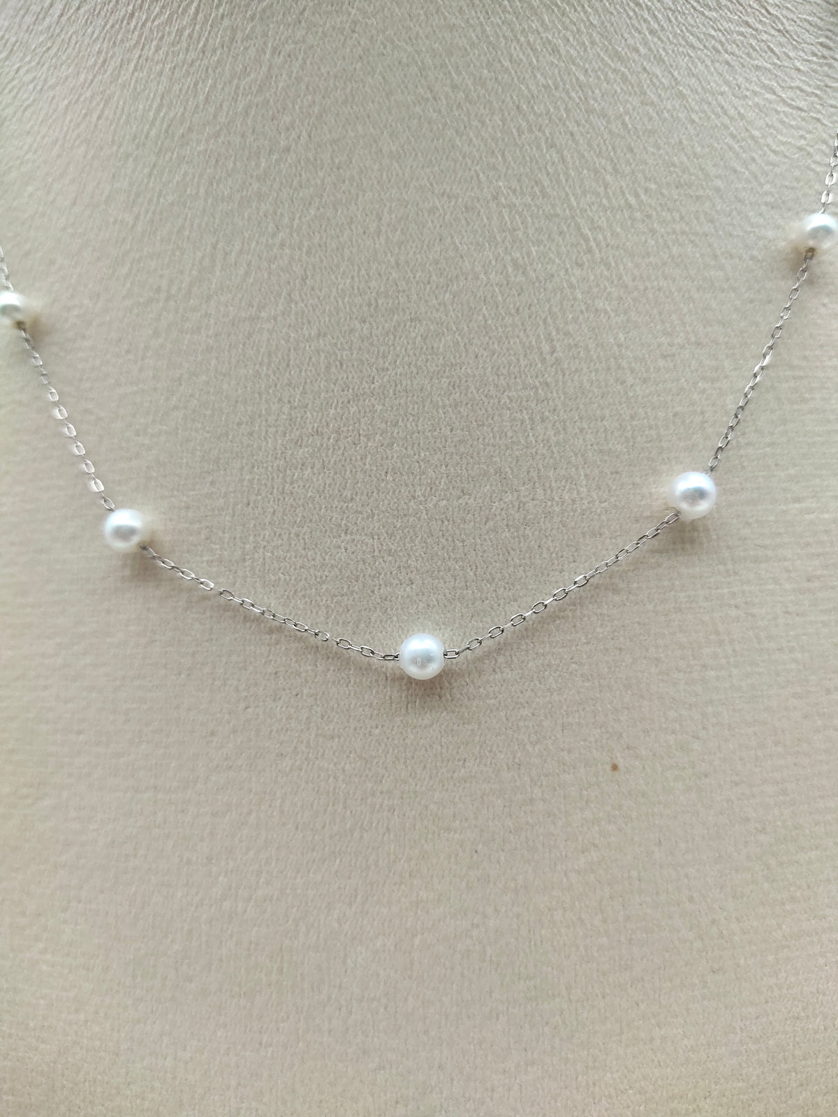 FULL OF STAR BABY PEARL NECKLACE