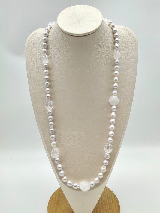 FRESHWATER  PEARL WITH WHITE CRYSTAL QUARTZ NECKLACE