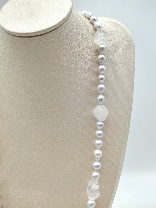 FRESHWATER  PEARL WITH WHITE CRYSTAL QUARTZ NECKLACE