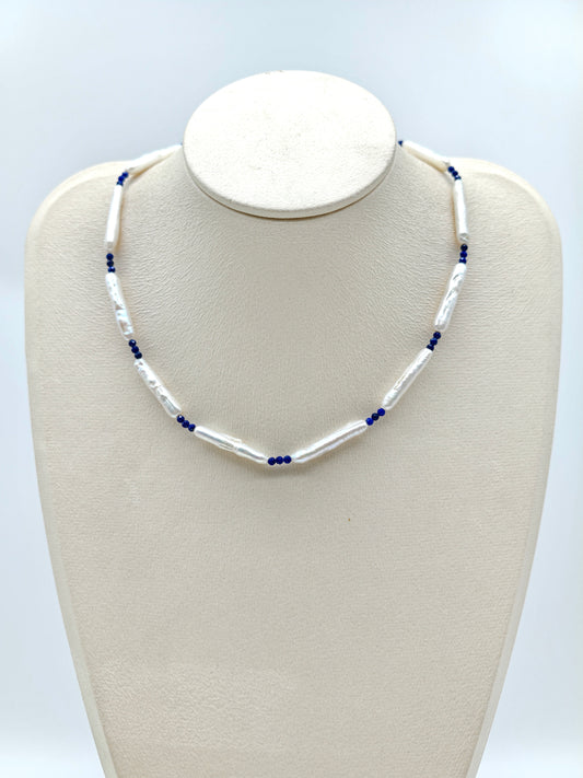 CLAUDIA NECKLACE WITH NATURAL LAPIS LAZULI