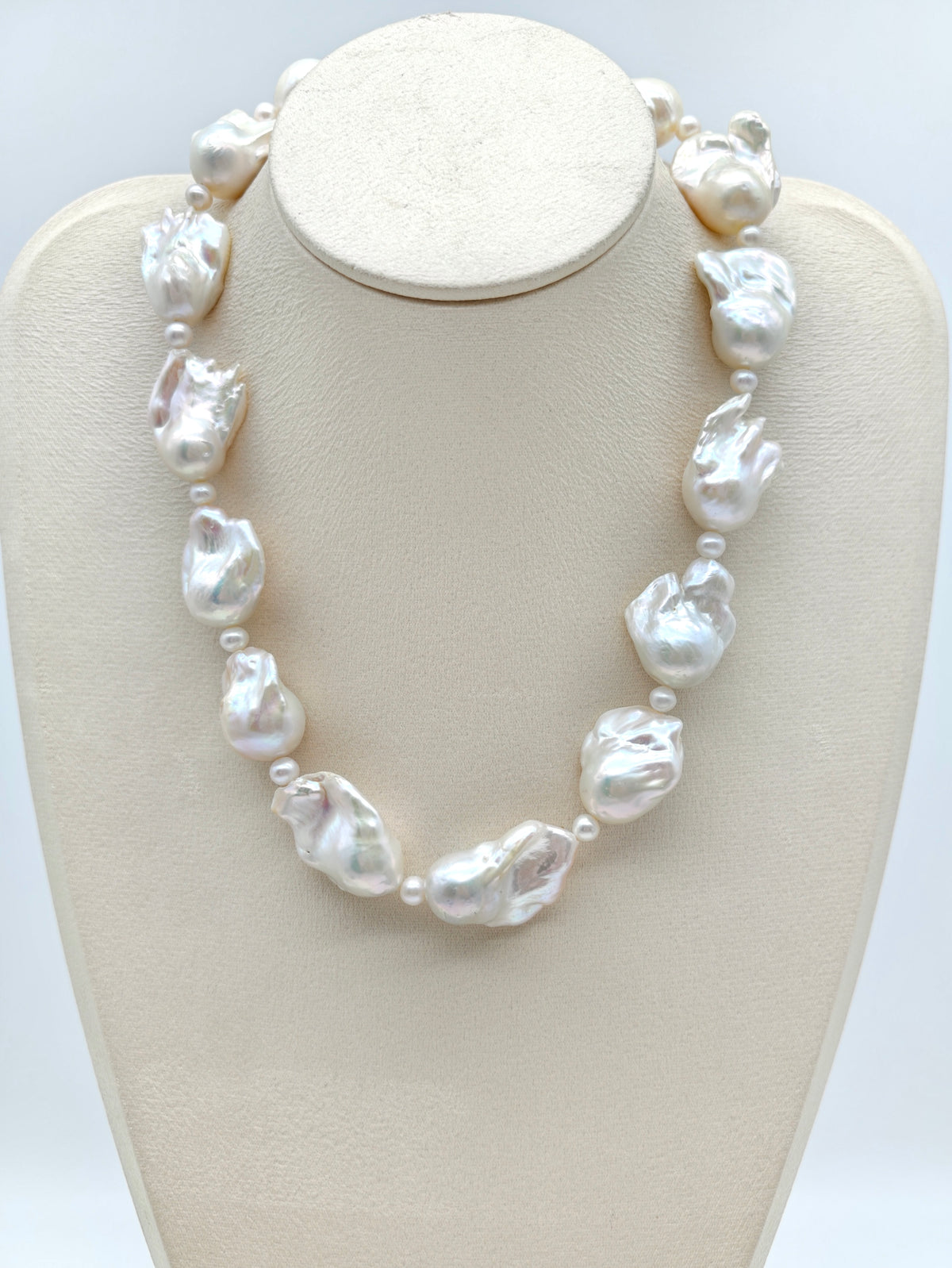 MERMAID NECKLACE