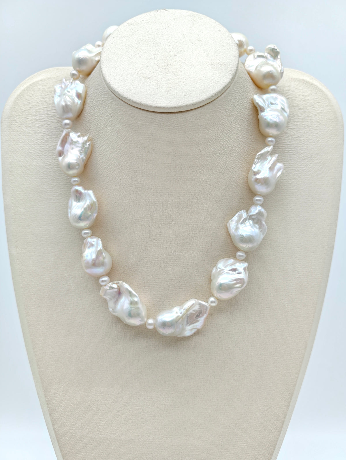 MERMAID NECKLACE