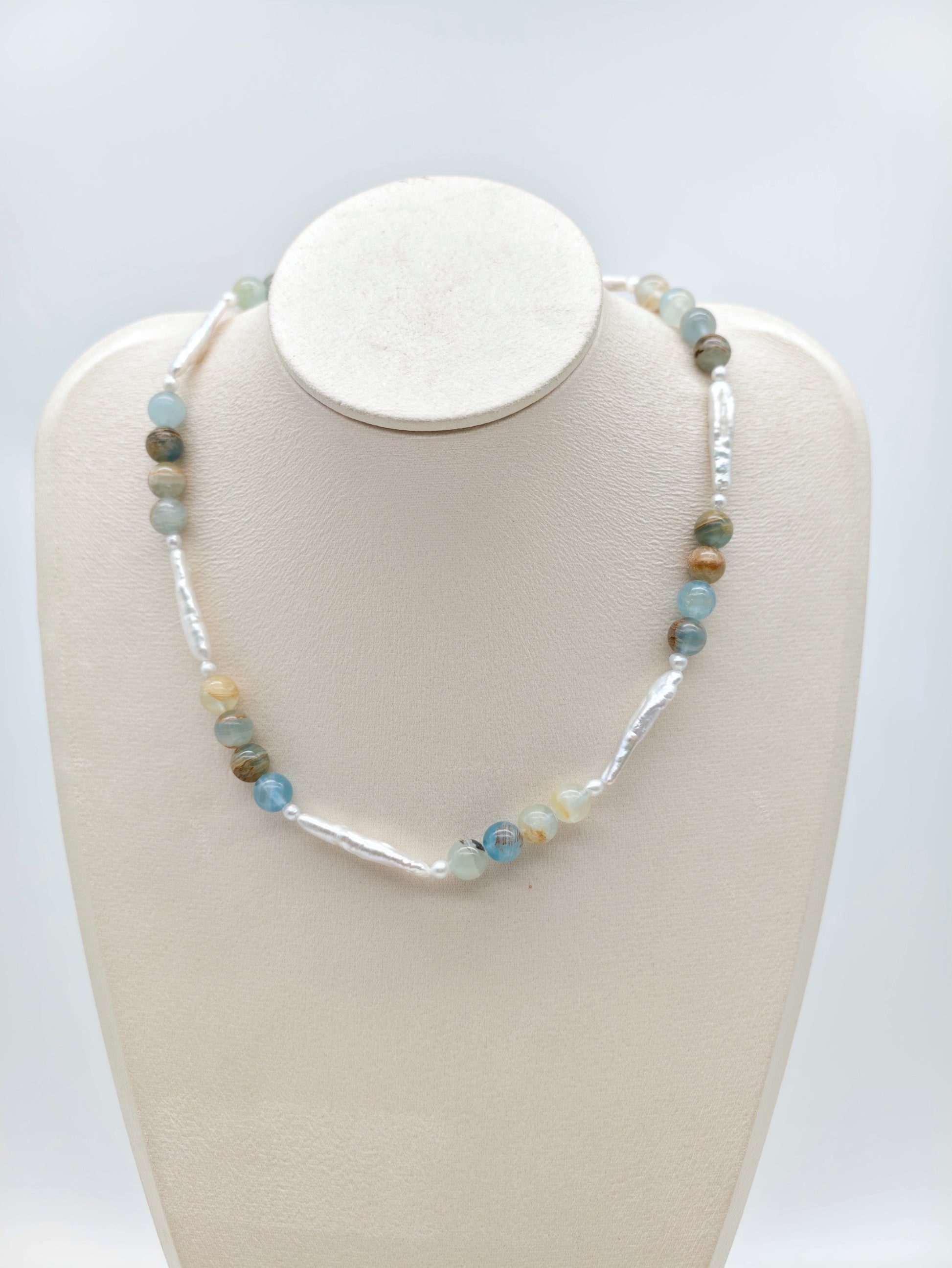 BLUE CALCITE NECKLACE WITH FRESHWATER PEARL