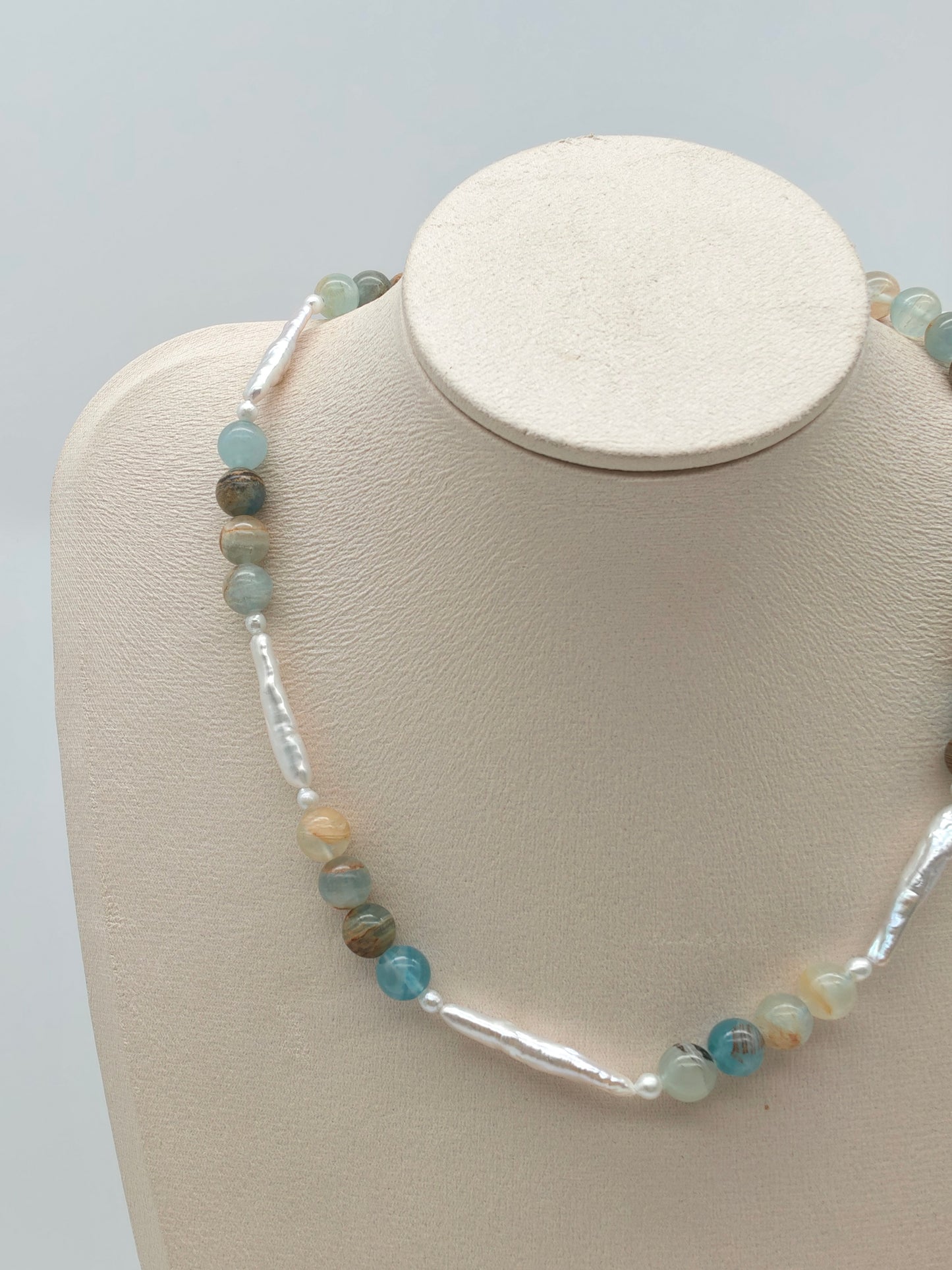 BLUE CALCITE NECKLACE WITH FRESHWATER PEARL