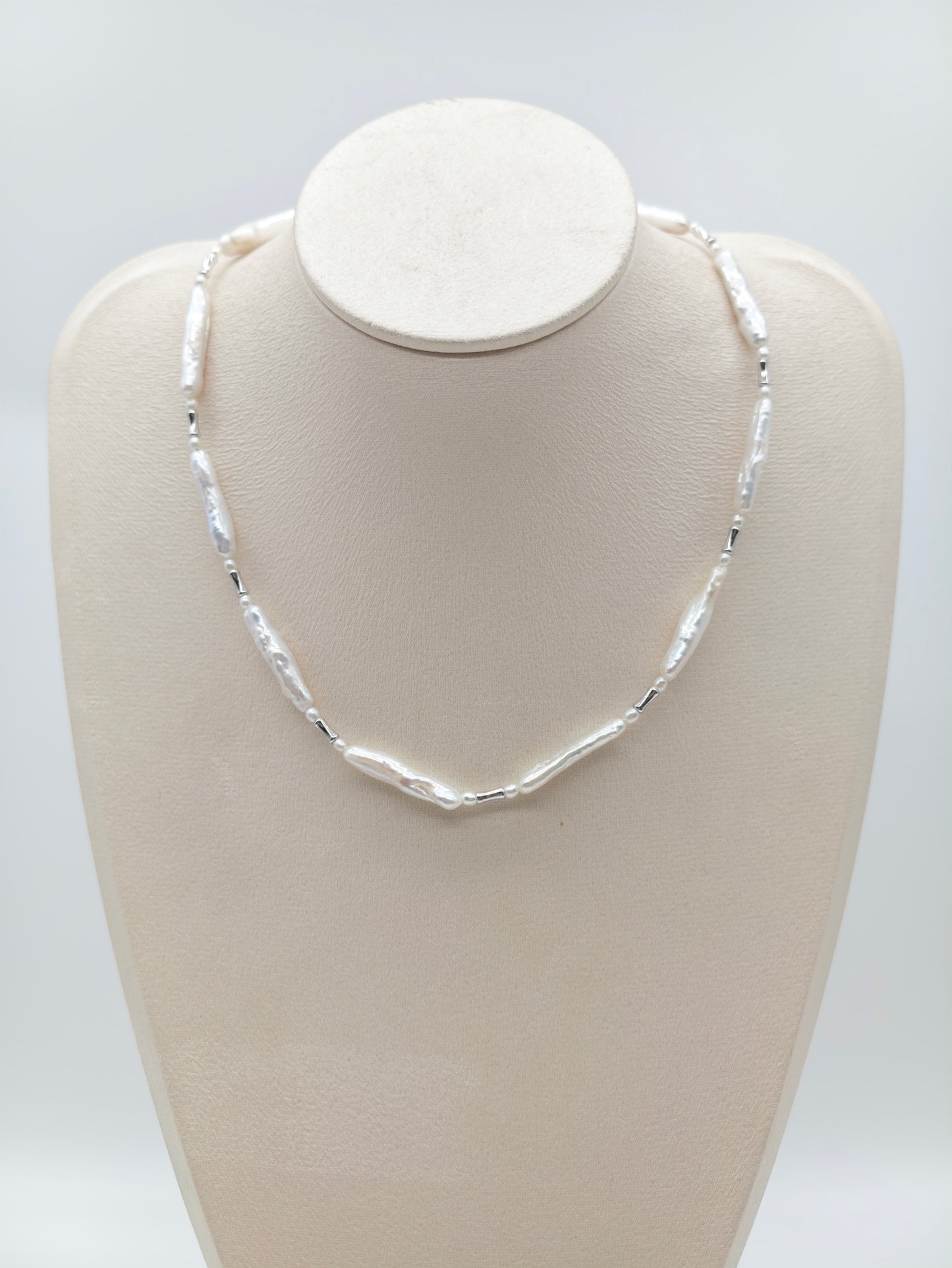 CLAUDIA NECKLACE