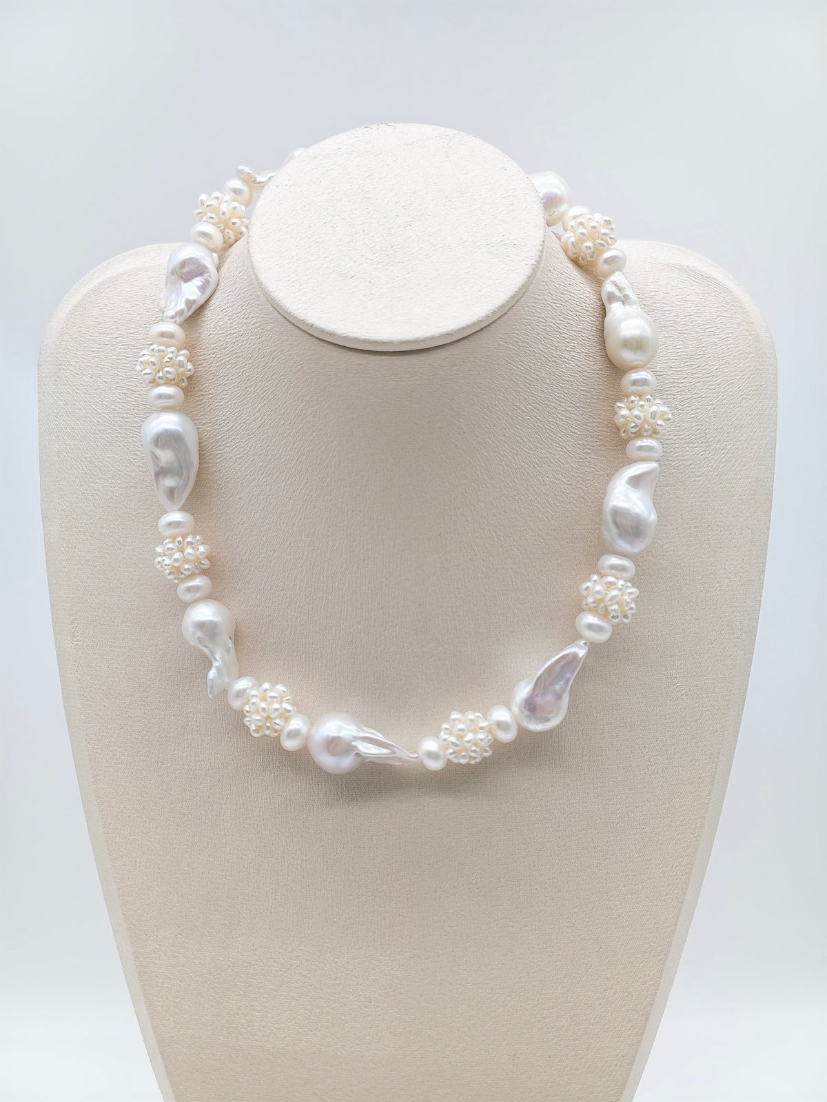 HANDMADE WEAVE WHITE PEARL BALL WITH BAROQUE PEARL NECKLACE