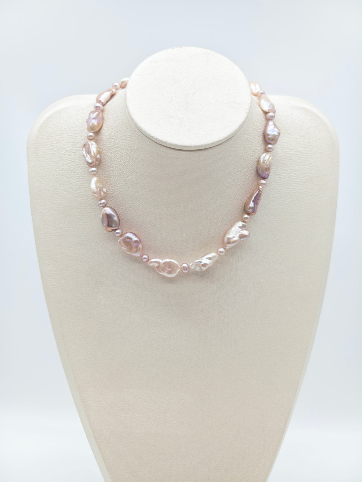 CUSTOM-MADE IRIDESCENT FRESHWATER KESHI PEARL CHOCKER