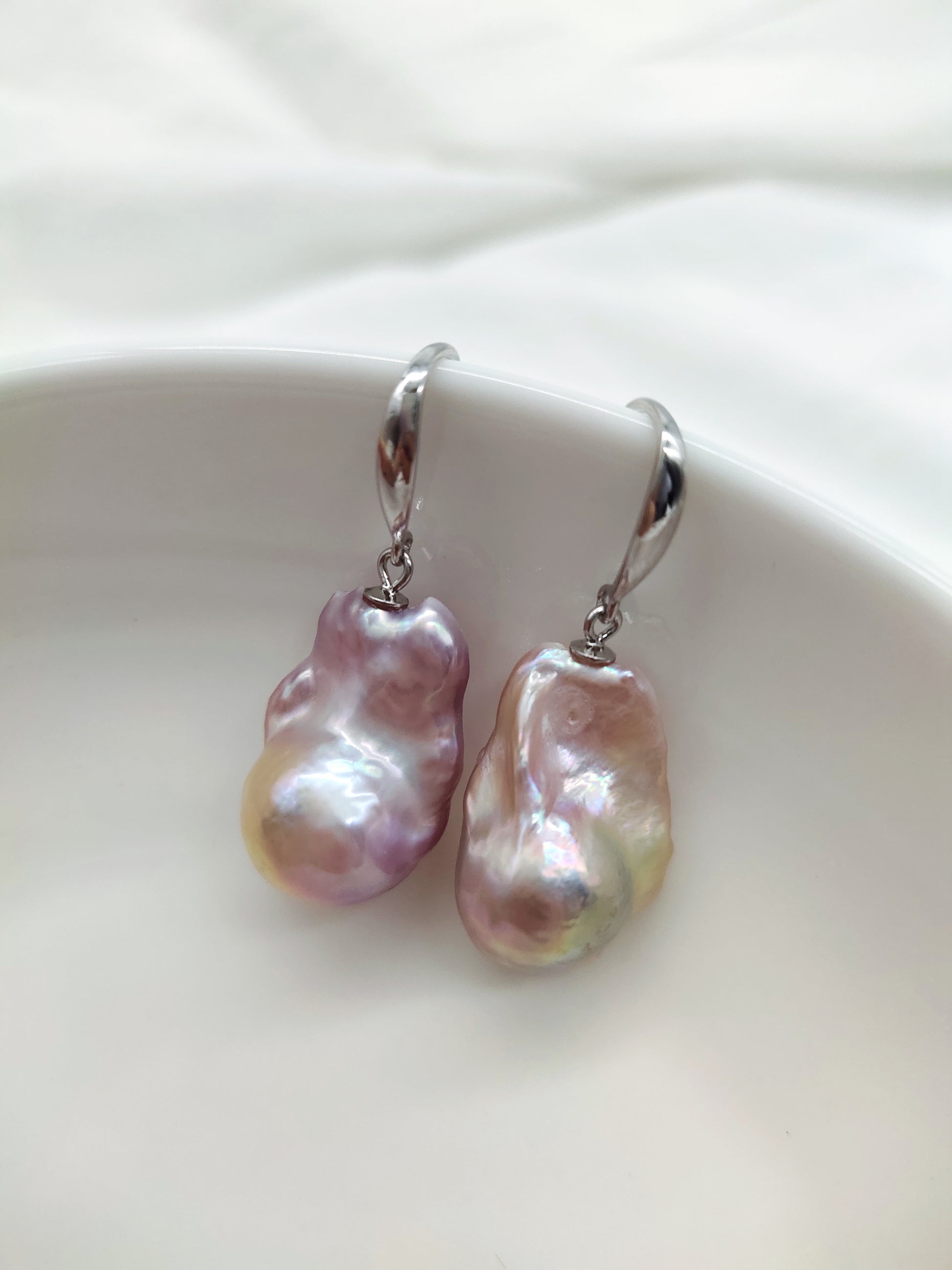 LAVENDER LARGE BAROQUE PEARL EARRINGS