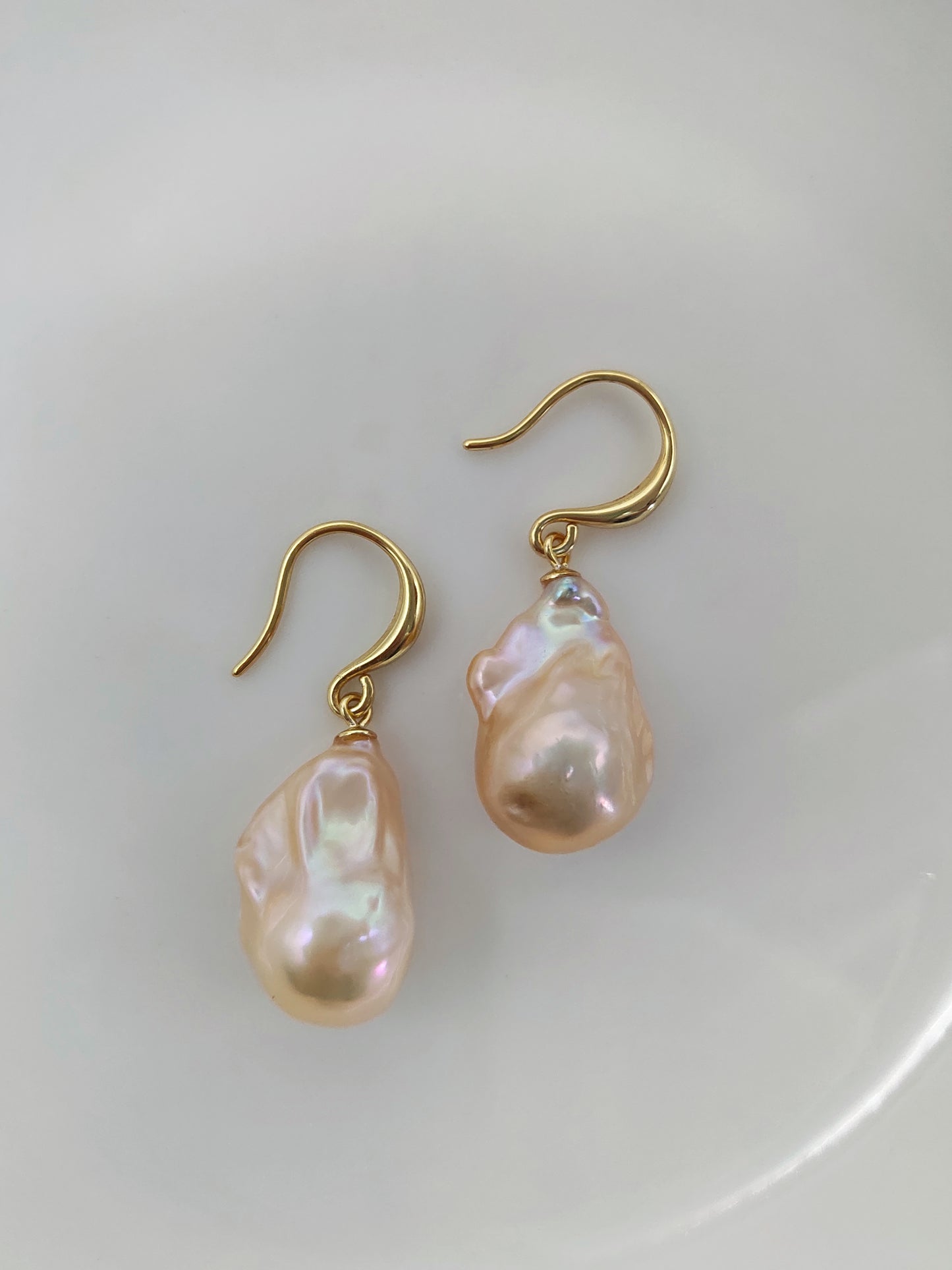 CHAMPAGNE BAROQUE PEARL EARRINGS