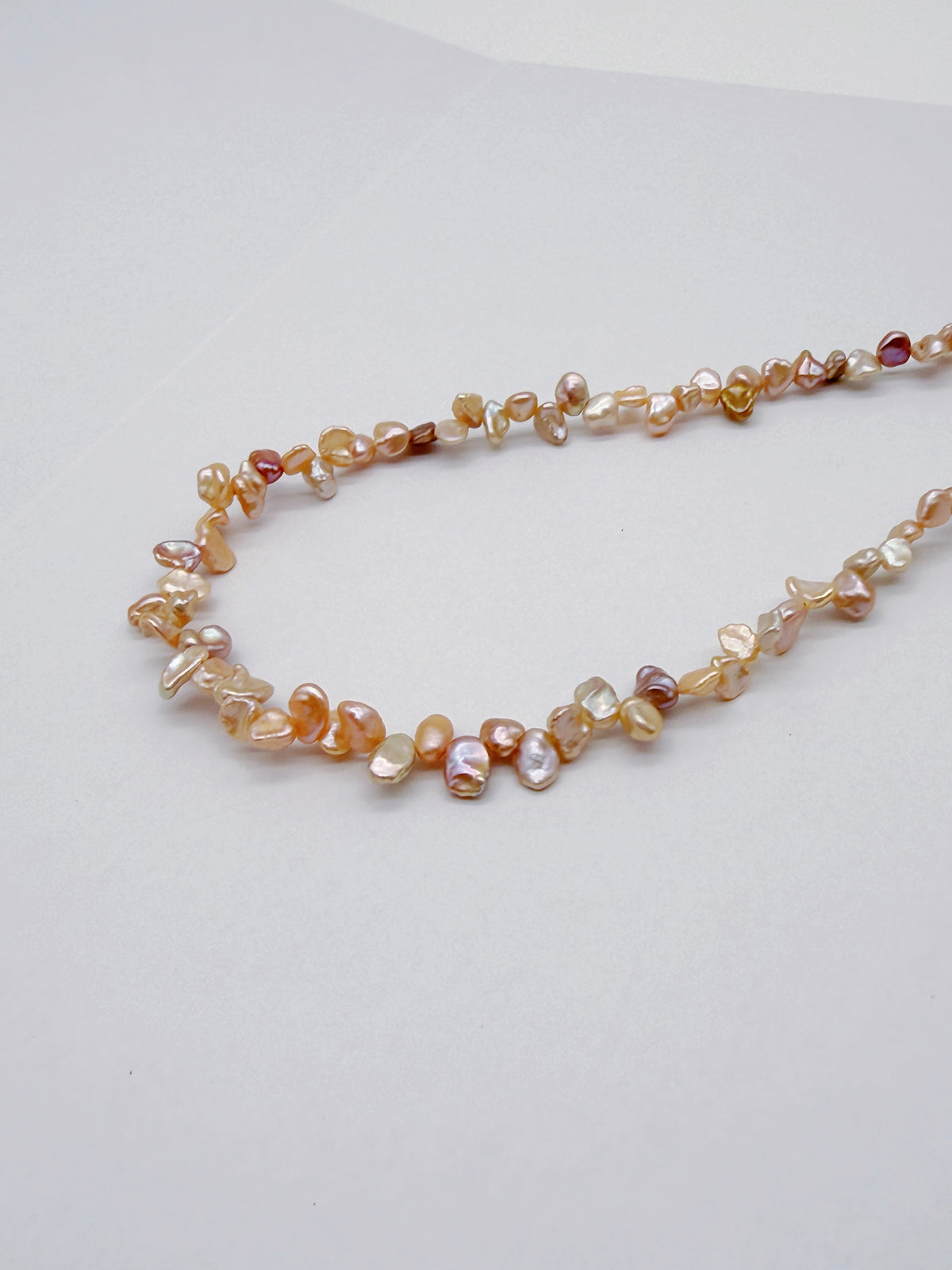 PEACH CAROLINE NECKLACE