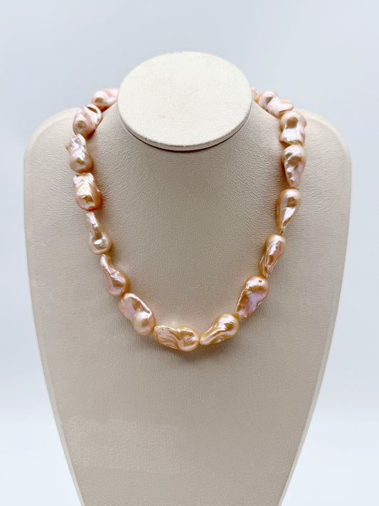 PEACH COLOUR LARGE BAROQUE PEARL NECKLACE