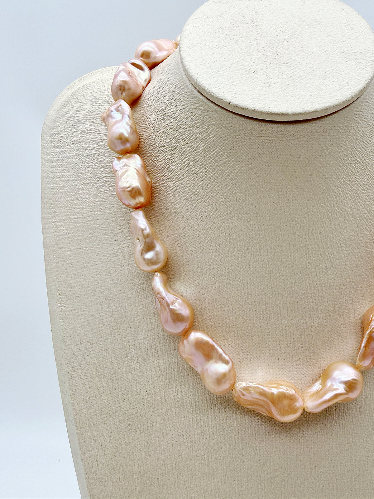 PEACH COLOUR LARGE BAROQUE PEARL NECKLACE