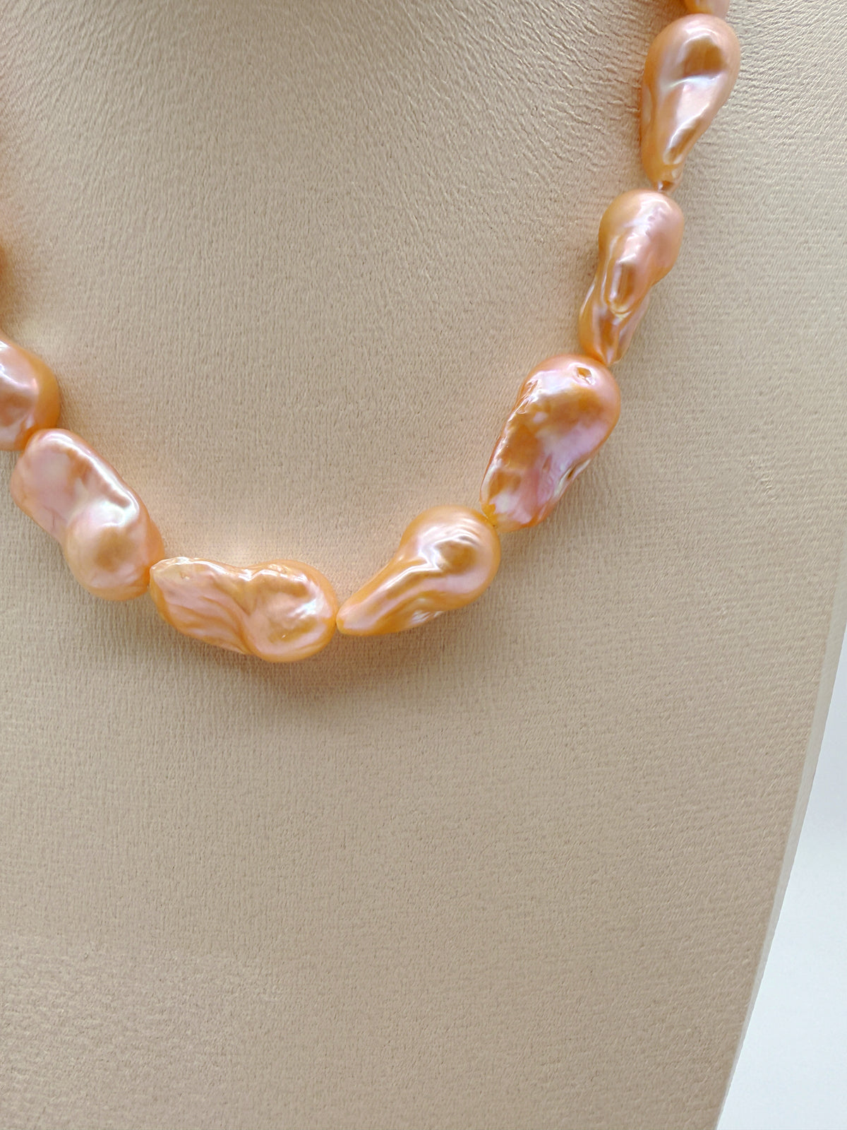 PEACH COLOUR LARGE BAROQUE PEARL NECKLACE