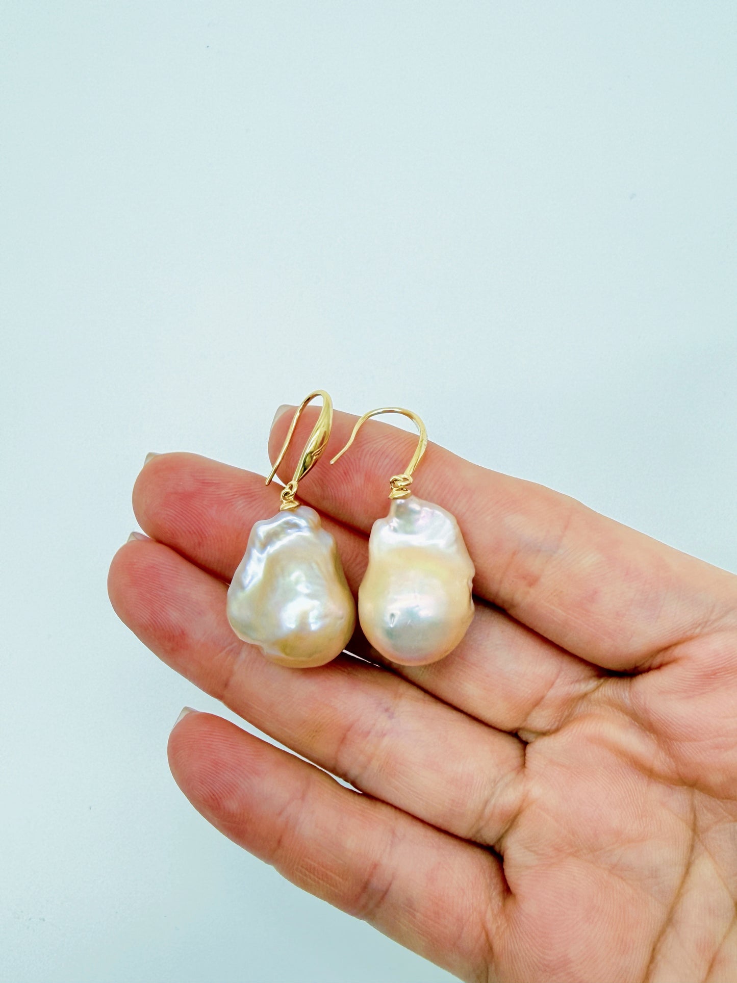 CHAMPAGNE BAROQUE PEARL EARRINGS