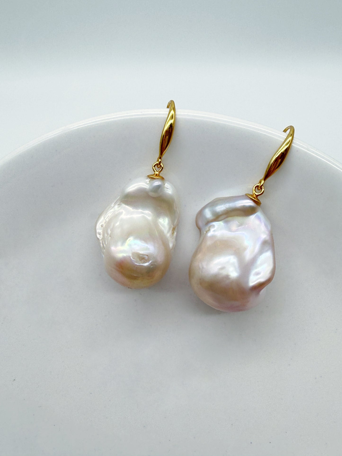 LIGHT PINK LARGE BAROQUE PEARL EARRINGS