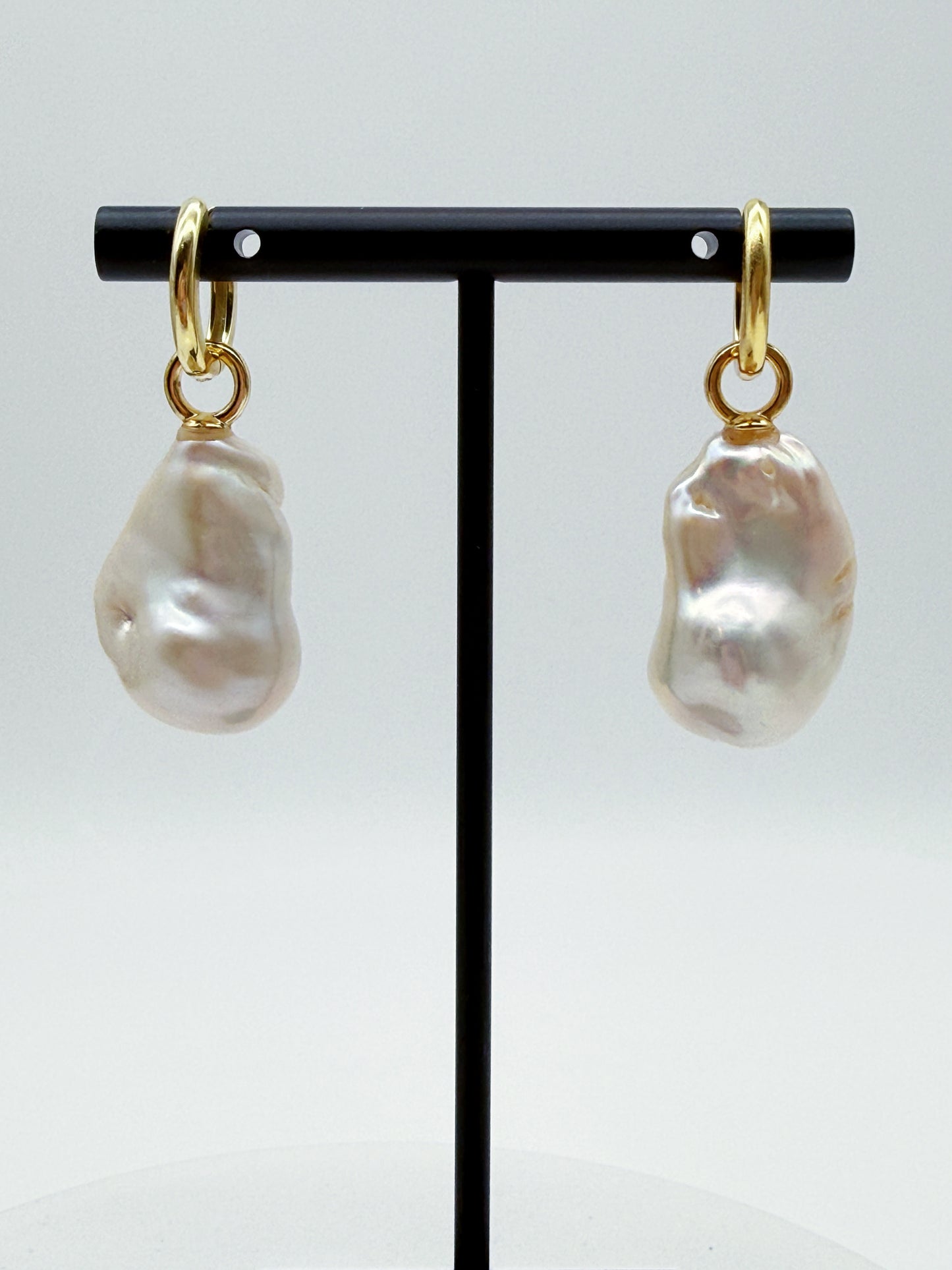 CHAMPAGNE BAROQUE PEARL EARRINGS