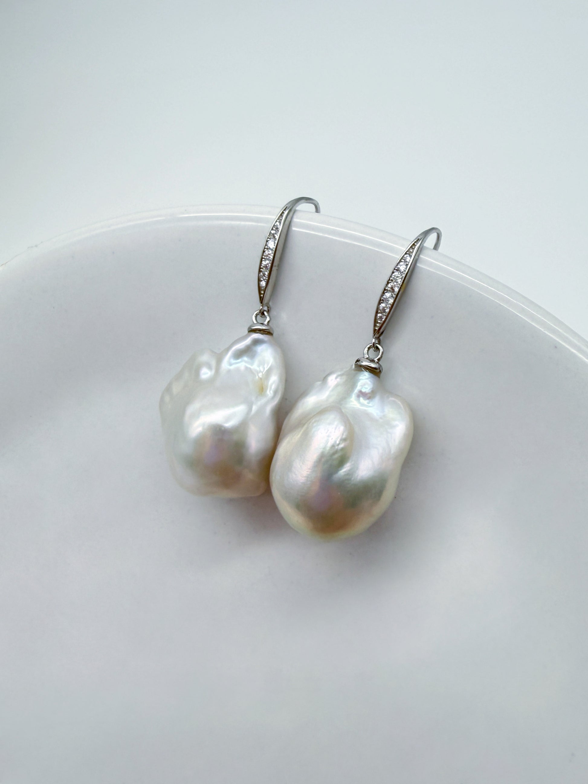 CLASSIC WHITE BAROQUE PEARL EARRINGS