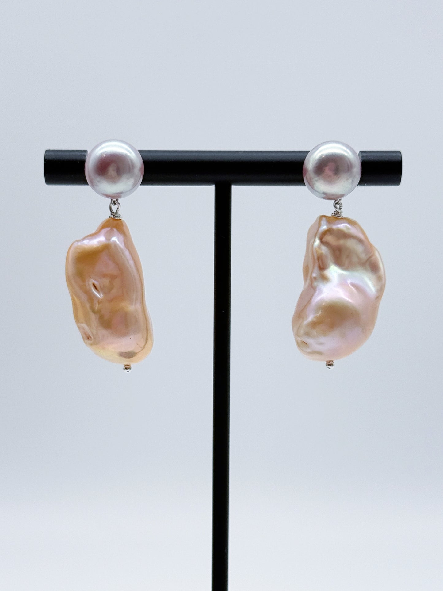 TWO- TONE COLOUR BAROQUE PEARL EARRINGS