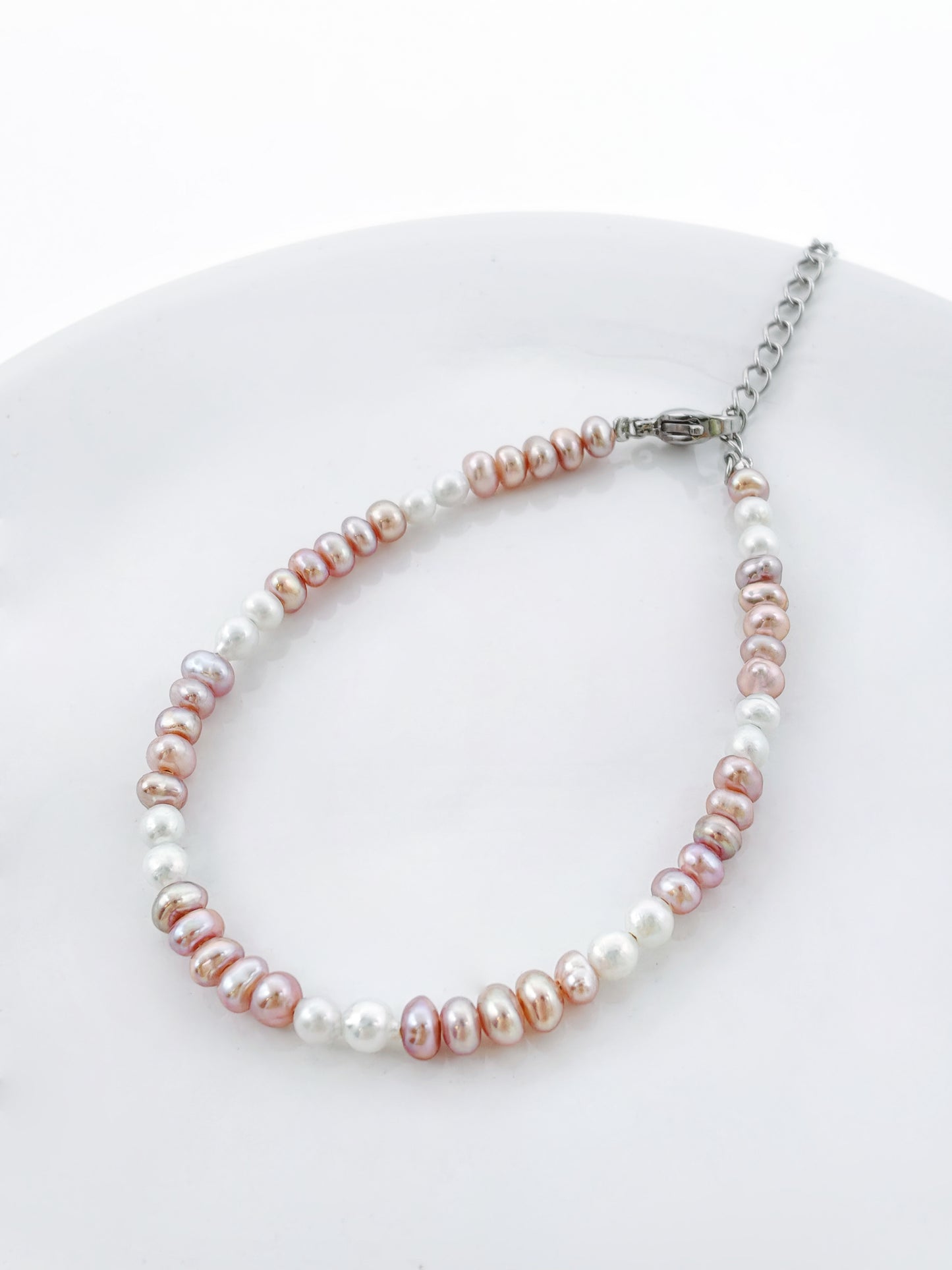 BABY PEARL BRACELET WITH PINK PEARLS