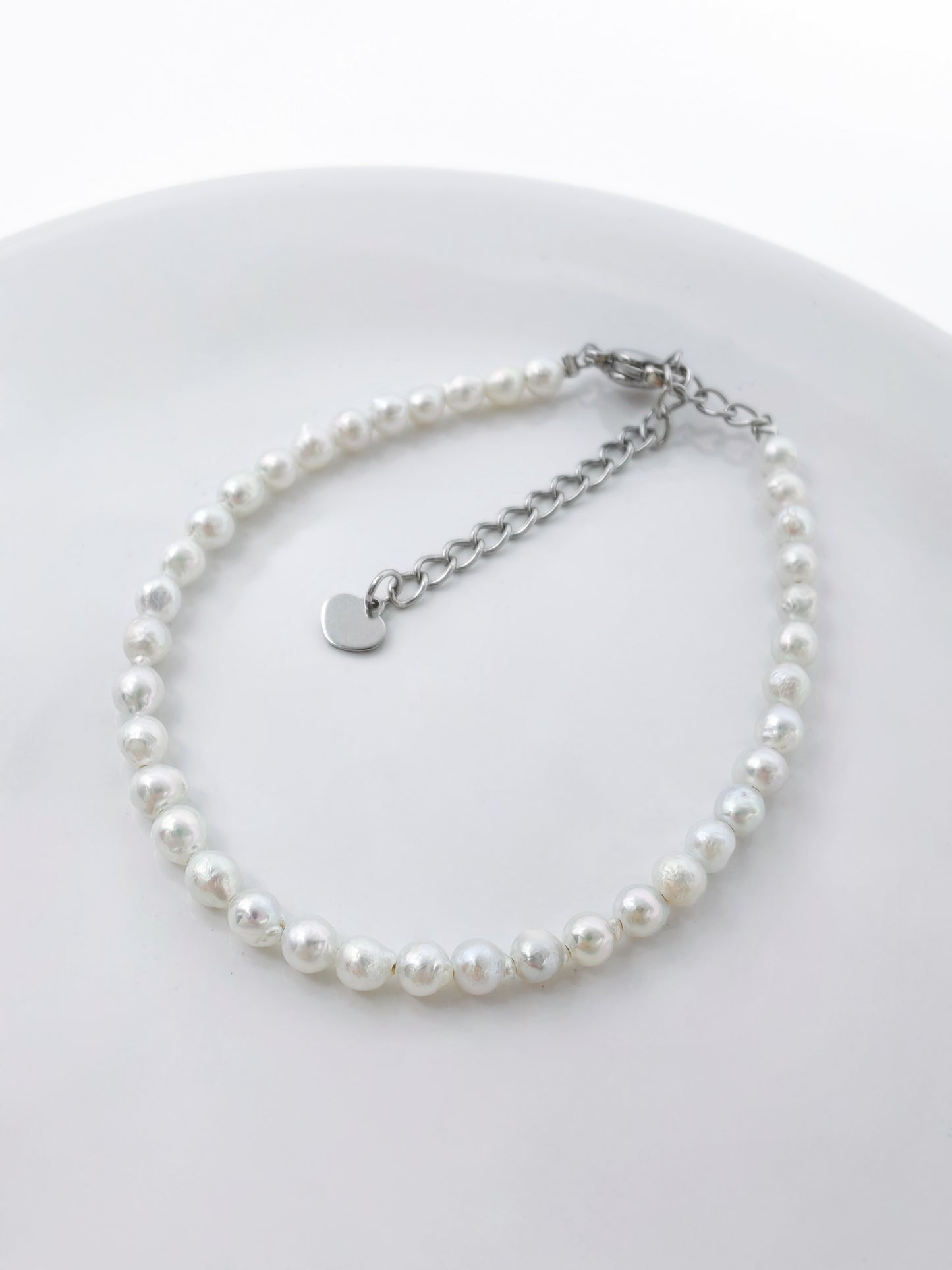 CLASSIC FRESHWATER PEARL BRACELET