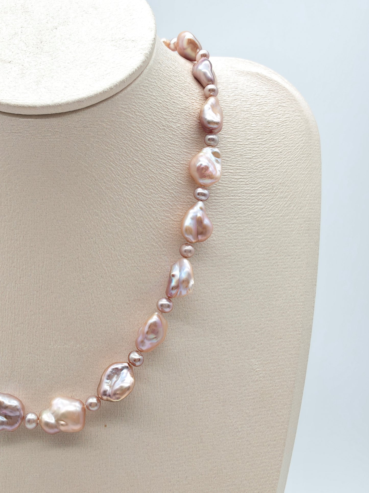 IRIDESCENT FRESHWATER KESHI PEARL NECKLACE