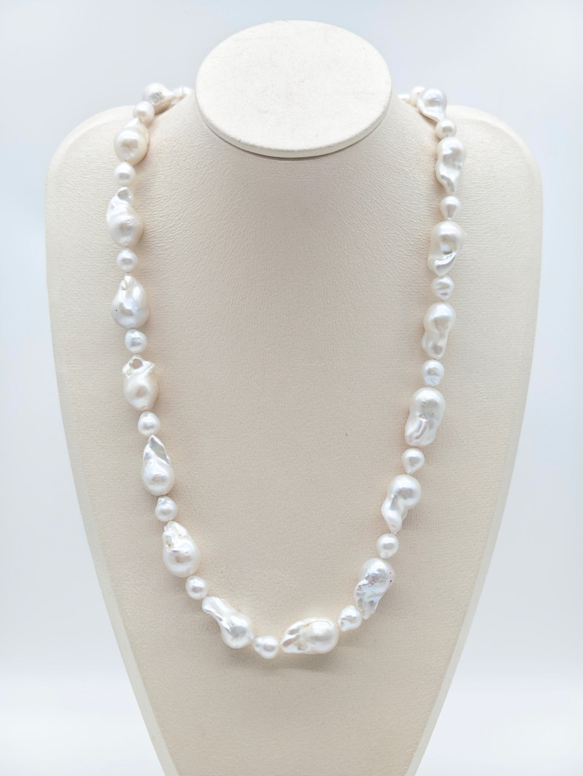 LARGE BAROQUE PEARL NECKLACE - 60cm