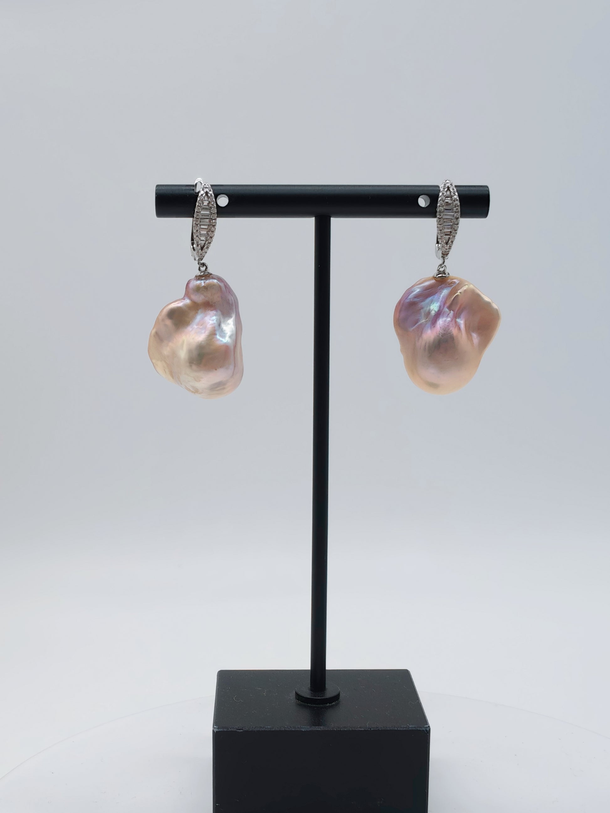 IRIDESCENT BAROQUE PEARL EARRINGS