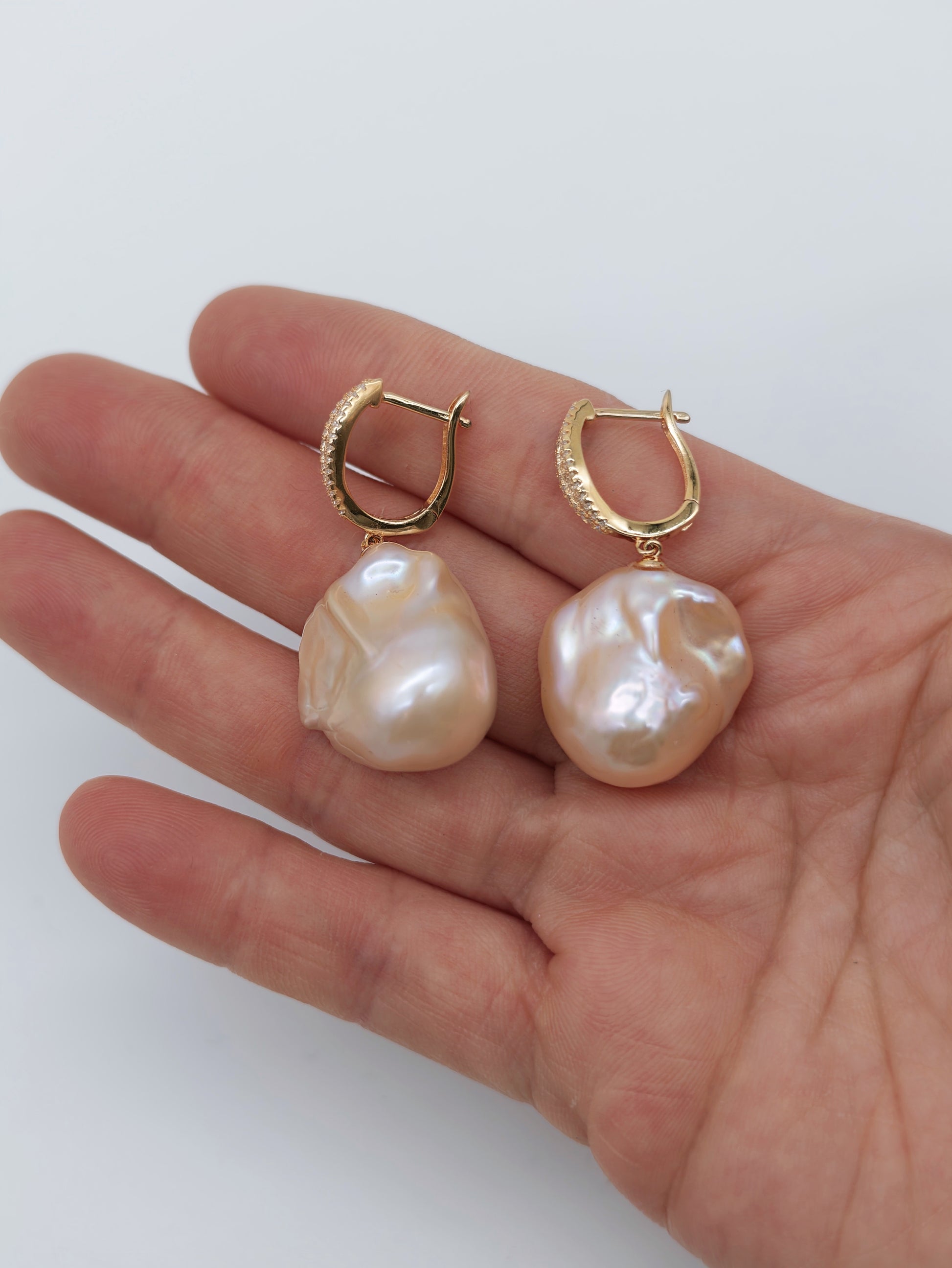 NATURAL CHAMPAGNE COLOUR BAROQUE PEARL EARRINGS