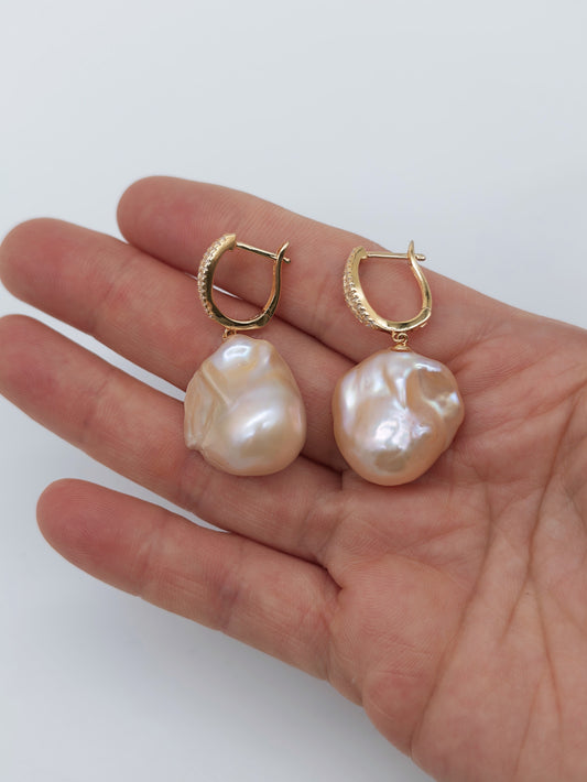 NATURAL CHAMPAGNE COLOUR BAROQUE PEARL EARRINGS