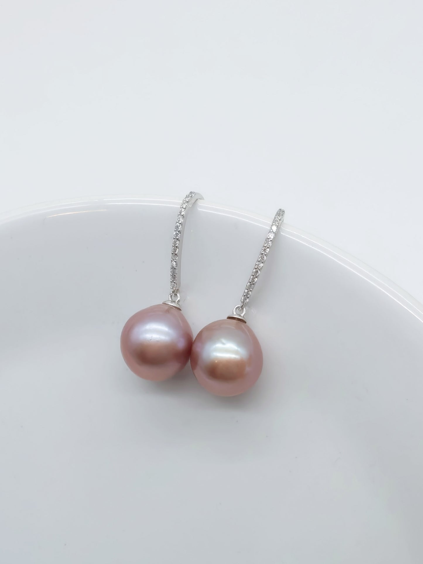 NATURAL PINK PEARL EARRINGS