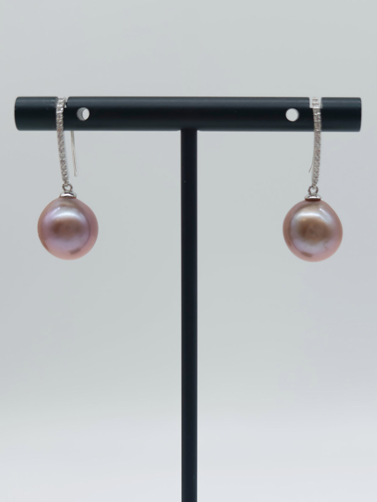 NATURAL PINK PEARL EARRINGS