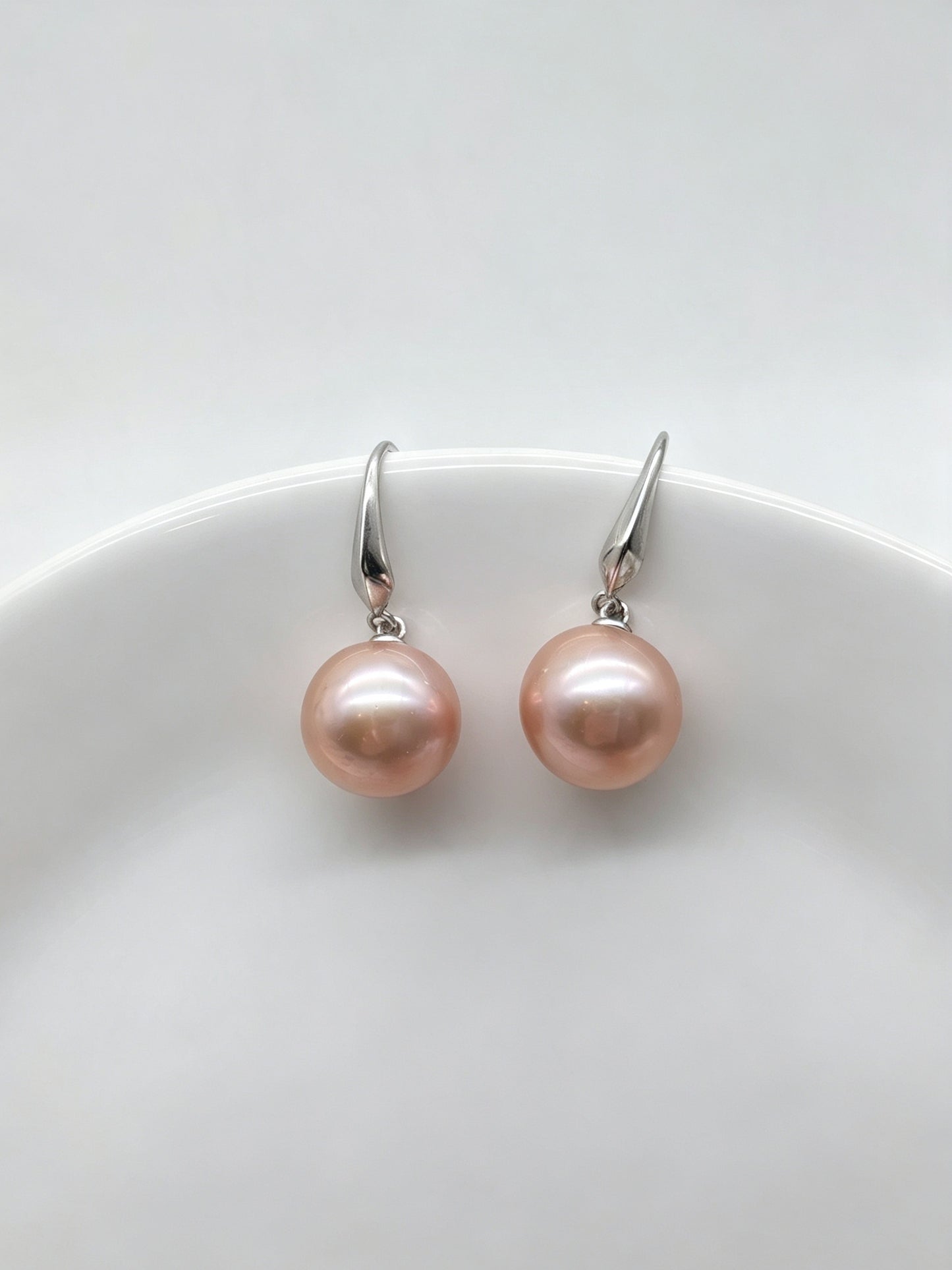 NATURAL PINK  PEARL EARRINGS