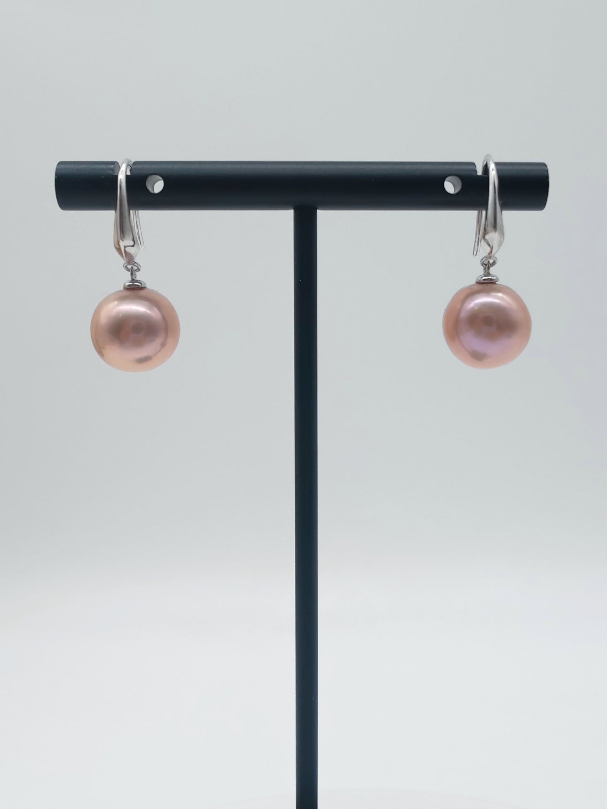 NATURAL PINK  PEARL EARRINGS
