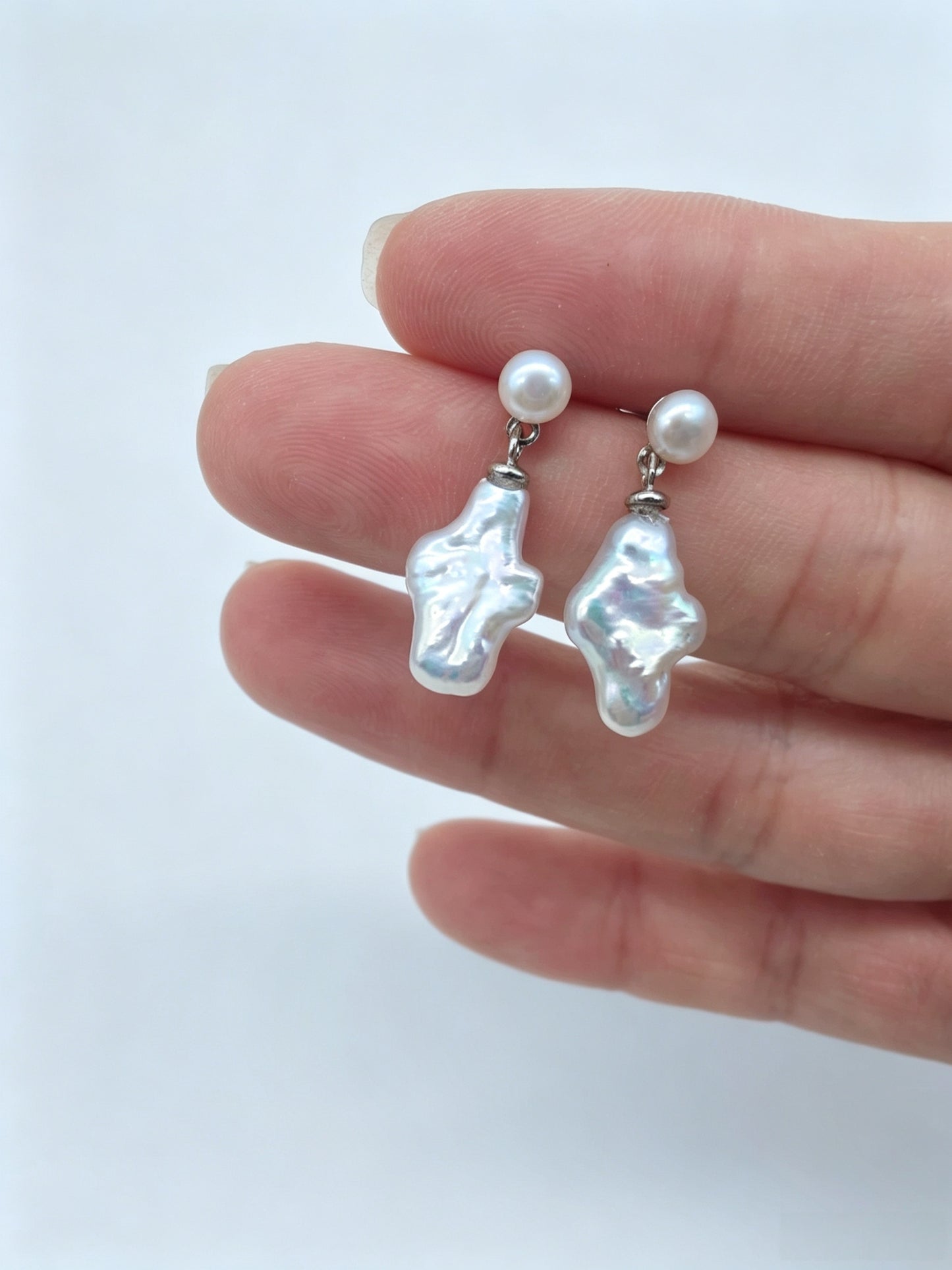 WHITE CROSS PEARL EARRINGS