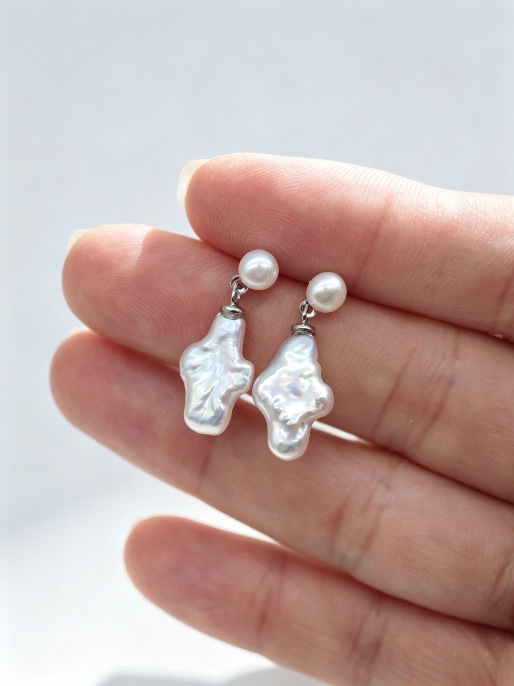 WHITE CROSS PEARL EARRINGS